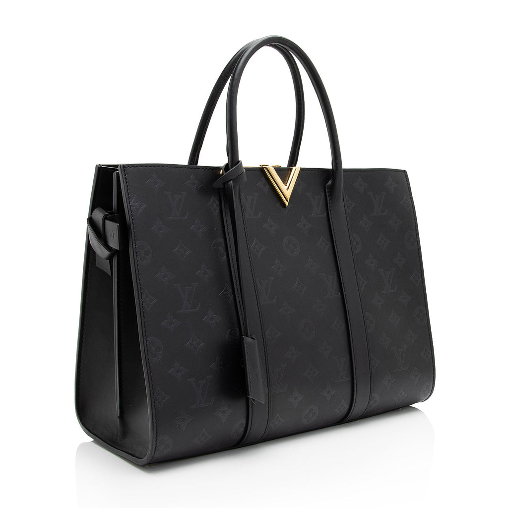 Louis Vuitton Cuir Plume Very GM Tote (SHF-Qik14X)