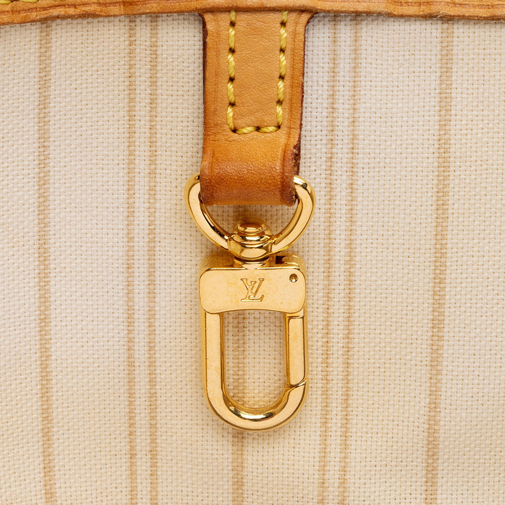 Louis Vuitton Damier Azur Neverfull GM Tote (SHF-mCl4xz)