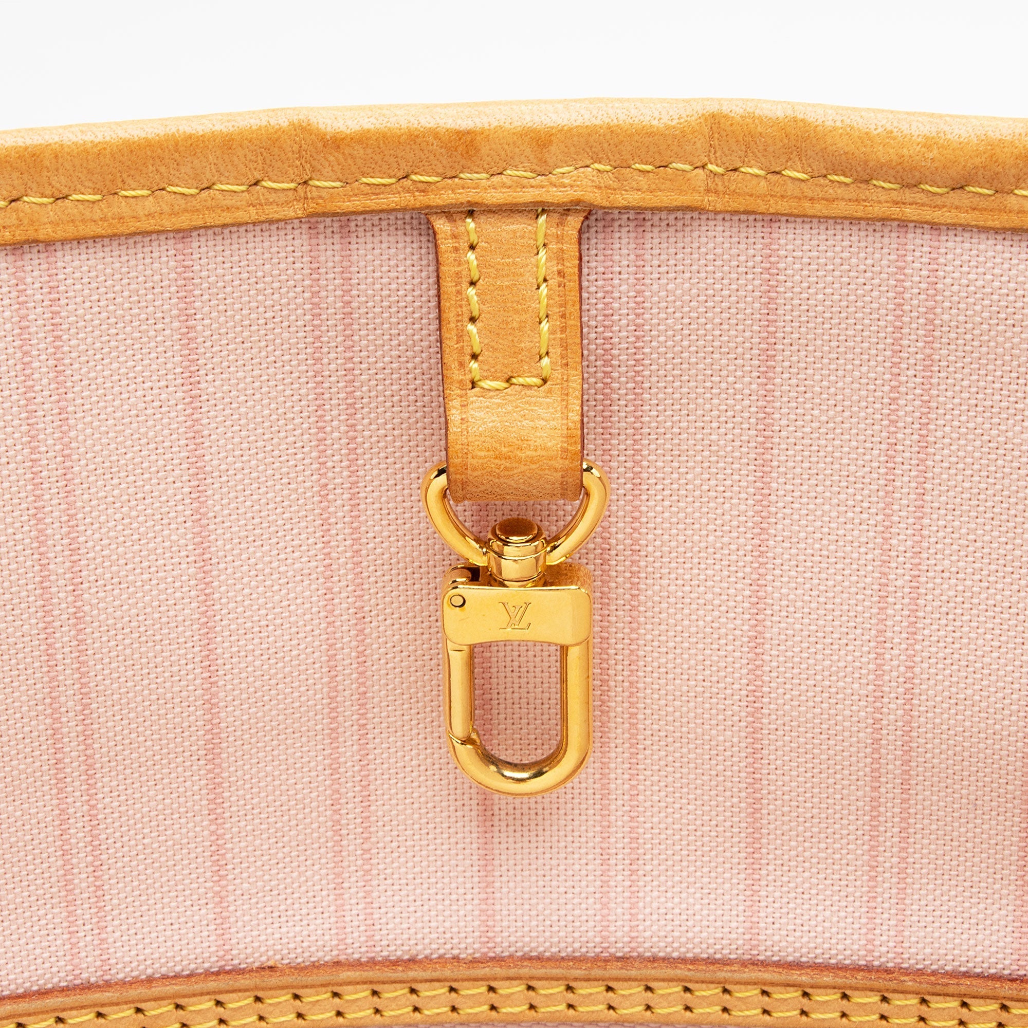 Louis Vuitton Damier Azur Neverfull MM Tote (SHF-E9JIhp)