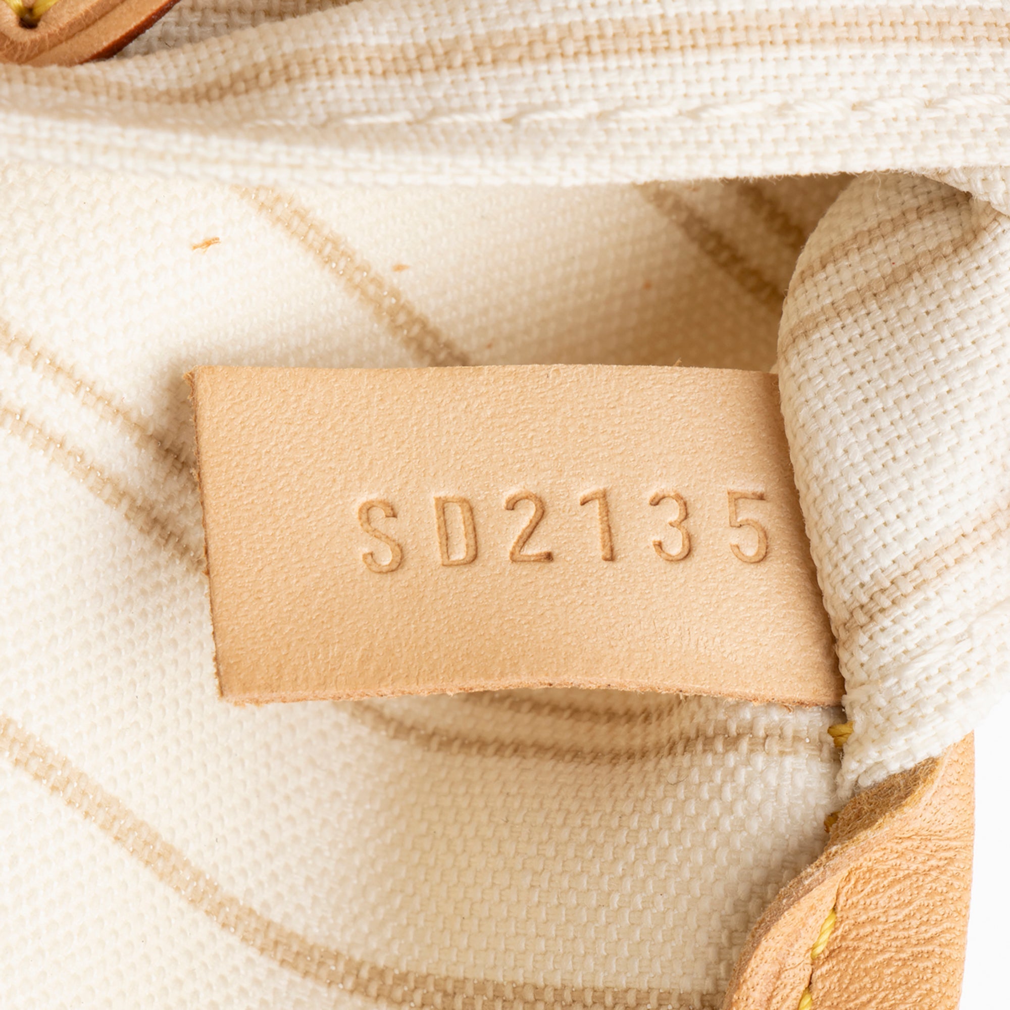 Louis Vuitton Damier Azur Neverfull MM Tote (SHF-LojKbI)