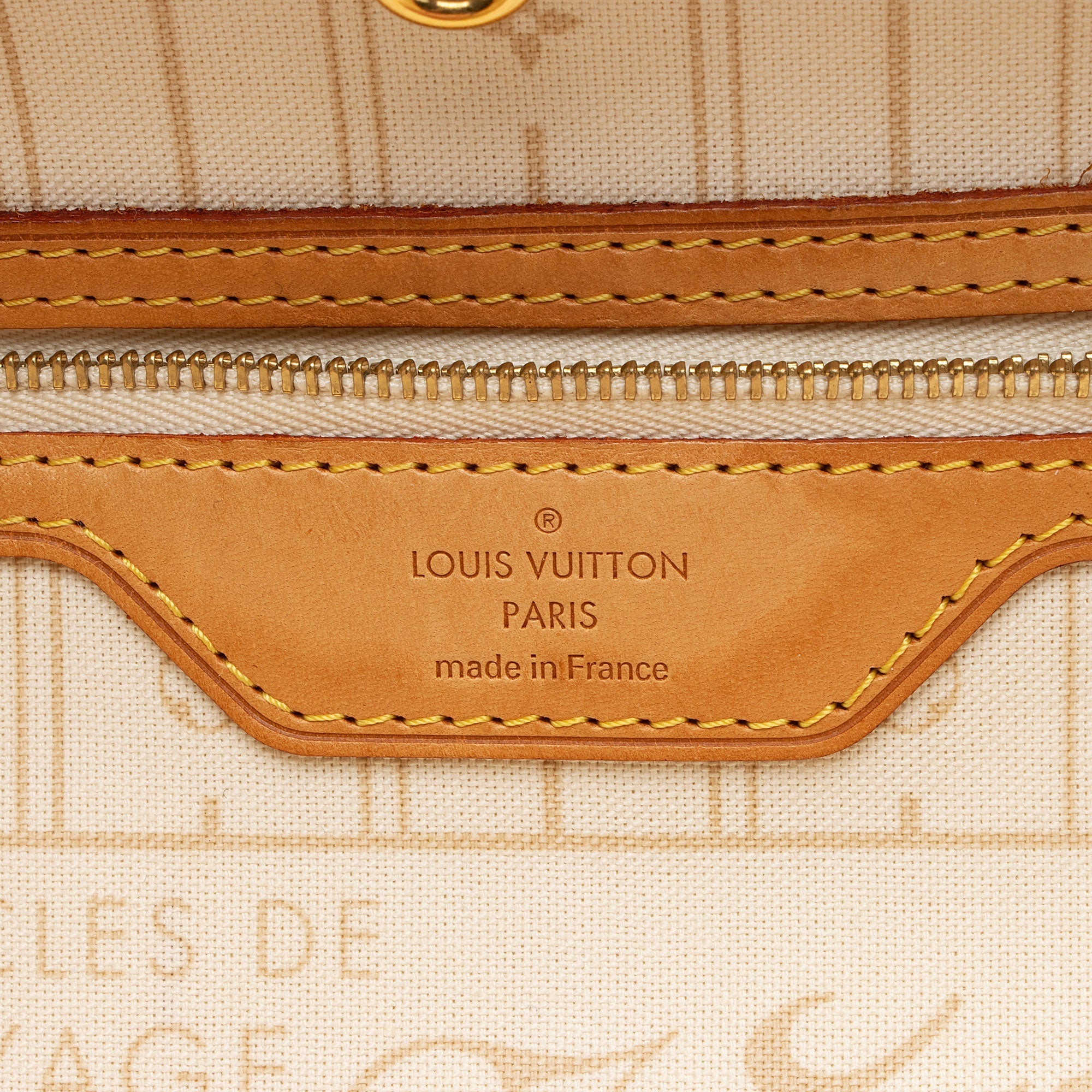 Louis Vuitton Damier Azur Neverfull PM Tote (SHF-J4KzAC)
