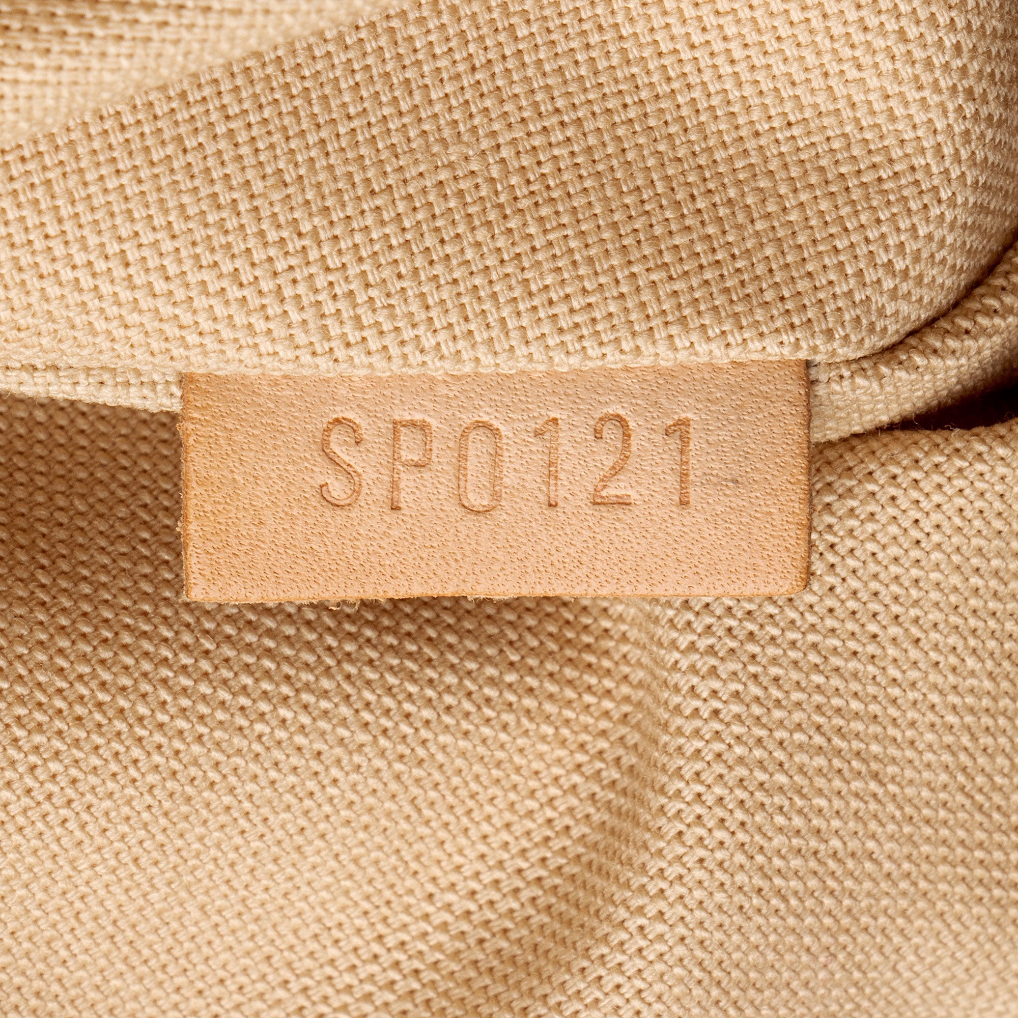 Louis Vuitton Damier Azur Siracusa GM Tote (SHF-qEEEdA)