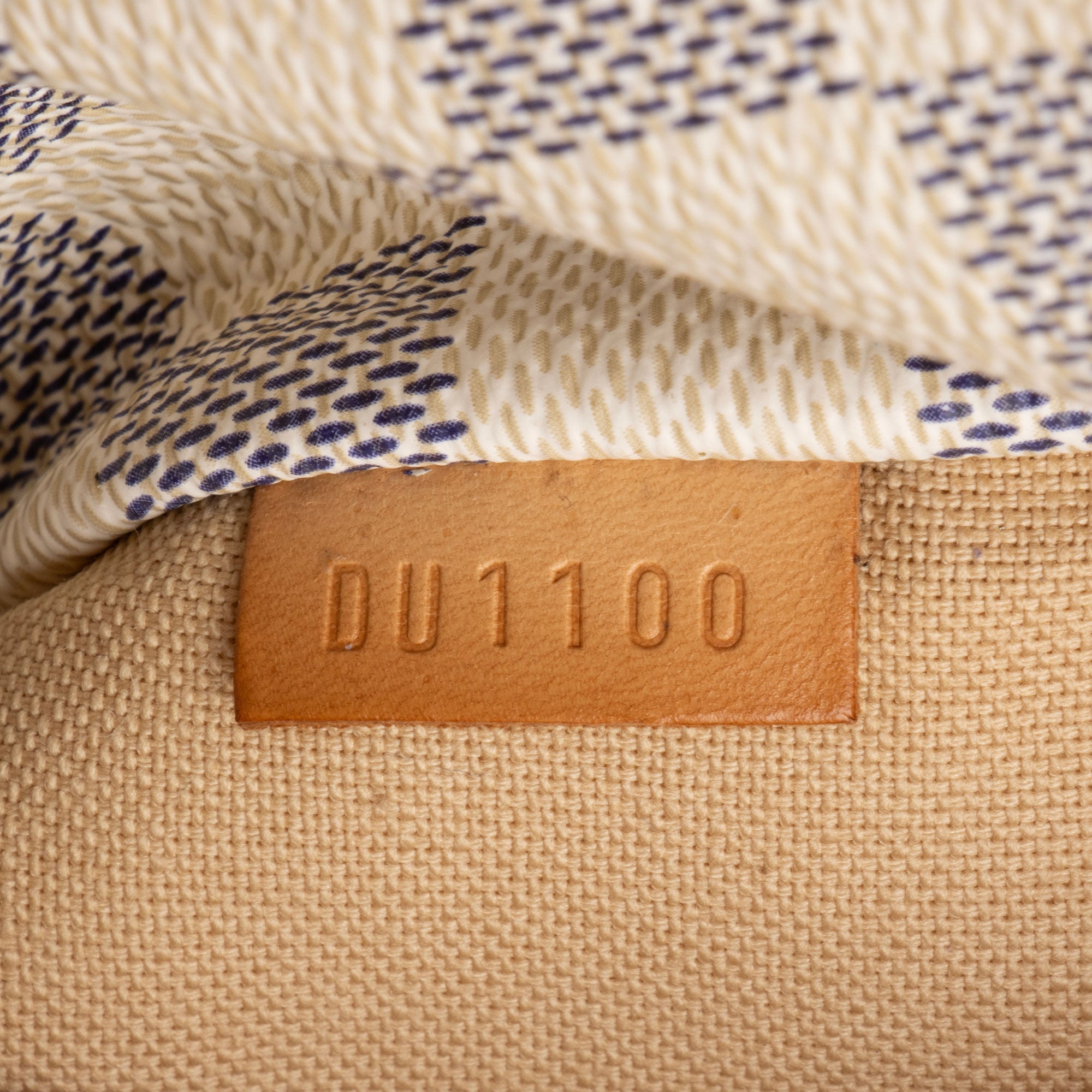 Louis Vuitton Damier Azur Totally GM Tote (SHF-oNsyAh)