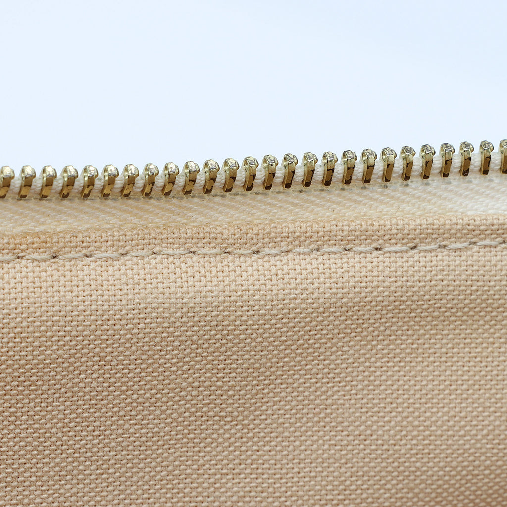 Louis Vuitton Damier Azur Totally MM Tote (SHF-ULoSV5)