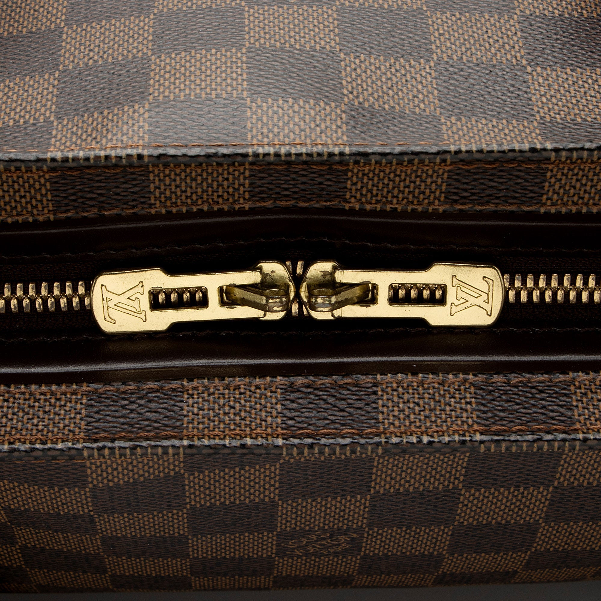 Louis Vuitton Damier Ebene Chelsea Tote (SHF-pRdj3G)