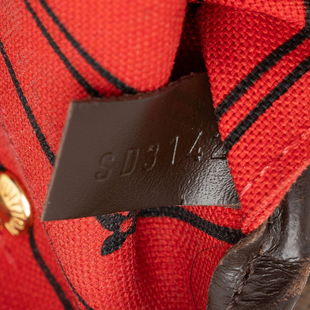 Louis Vuitton Damier Ebene Neverfull MM Tote (SHF-XRFSKx)