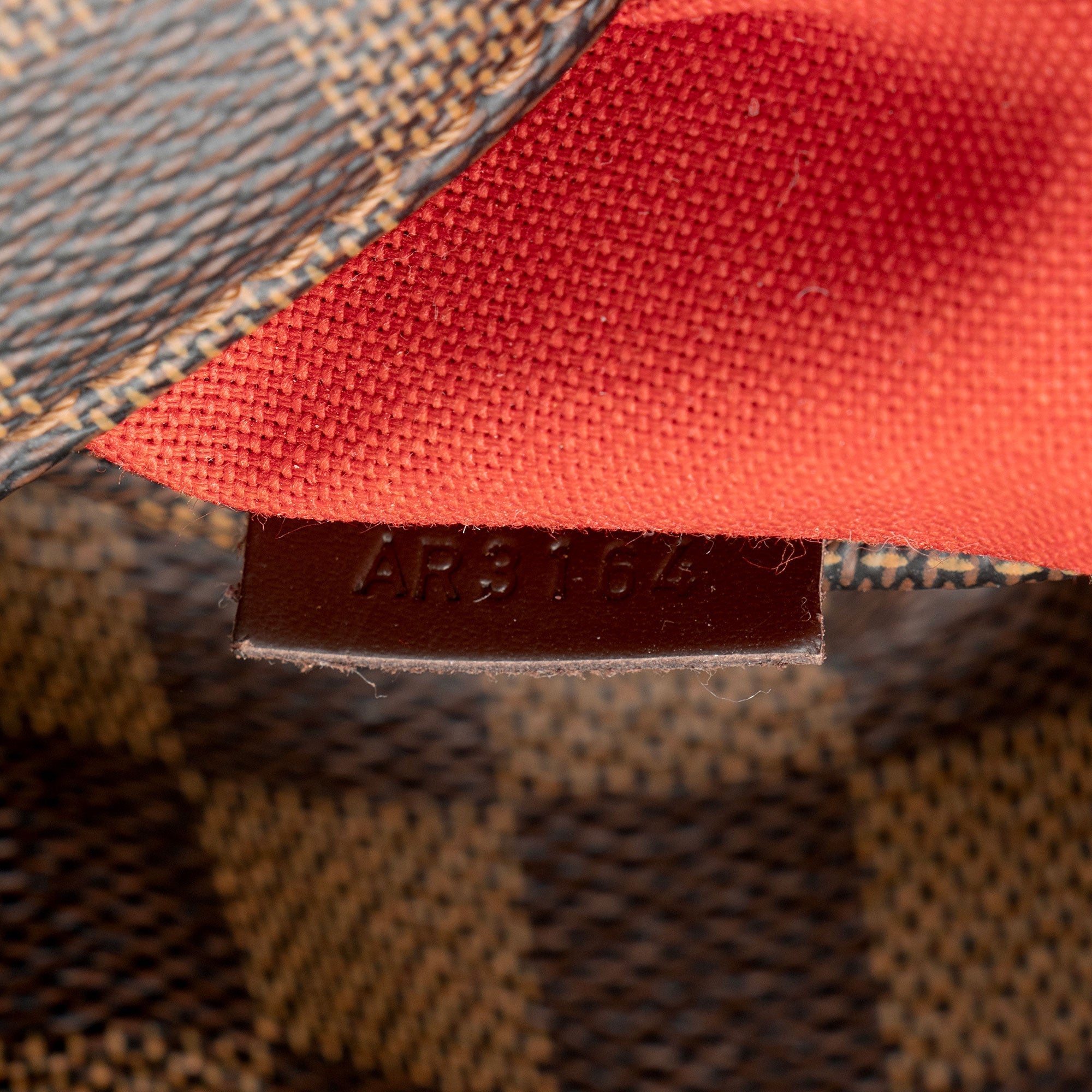 Louis Vuitton Damier Ebene Totally MM Tote (SHF-pBjTV3)
