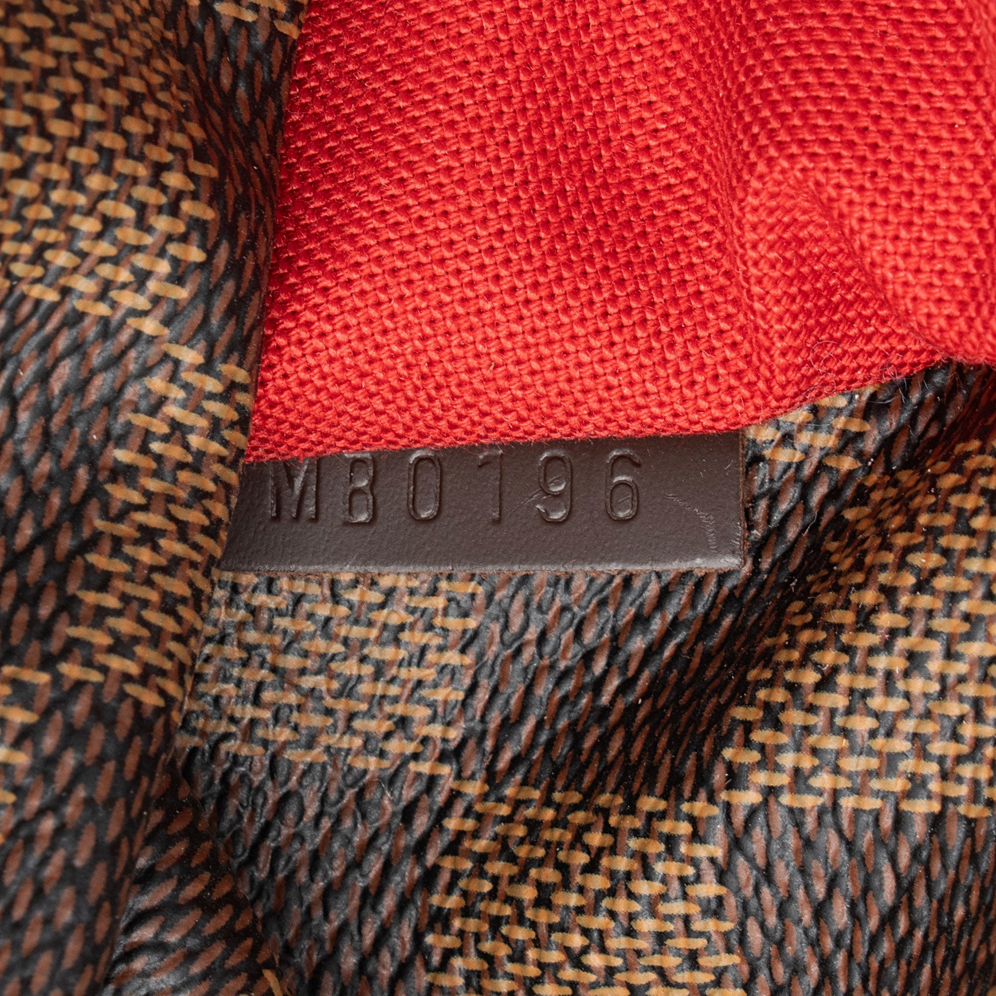 Louis Vuitton Damier Ebene Totally MM Tote (SHF-O2p659)