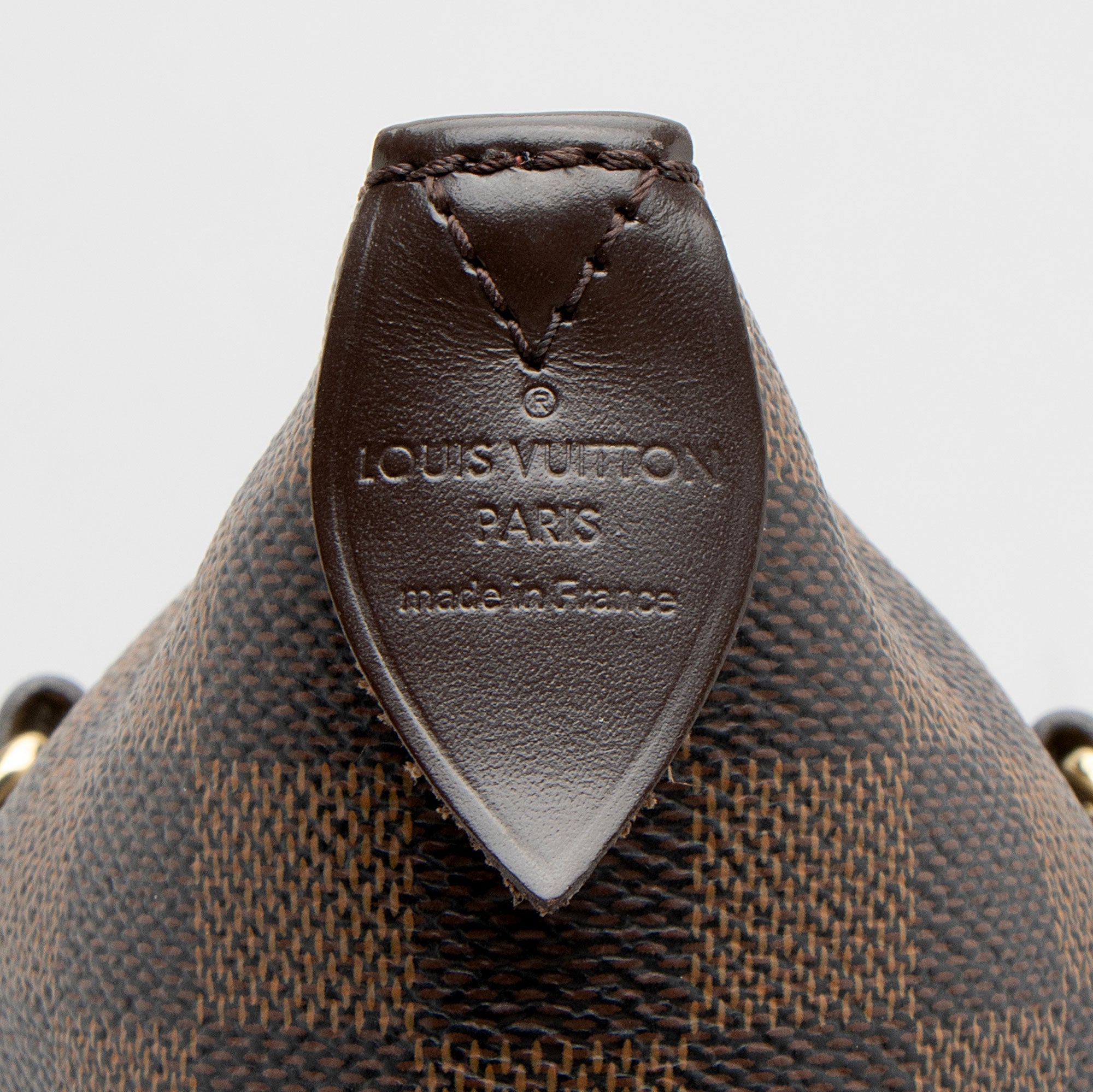 Louis Vuitton Damier Ebene Totally MM Tote (SHF-3N2ztC)