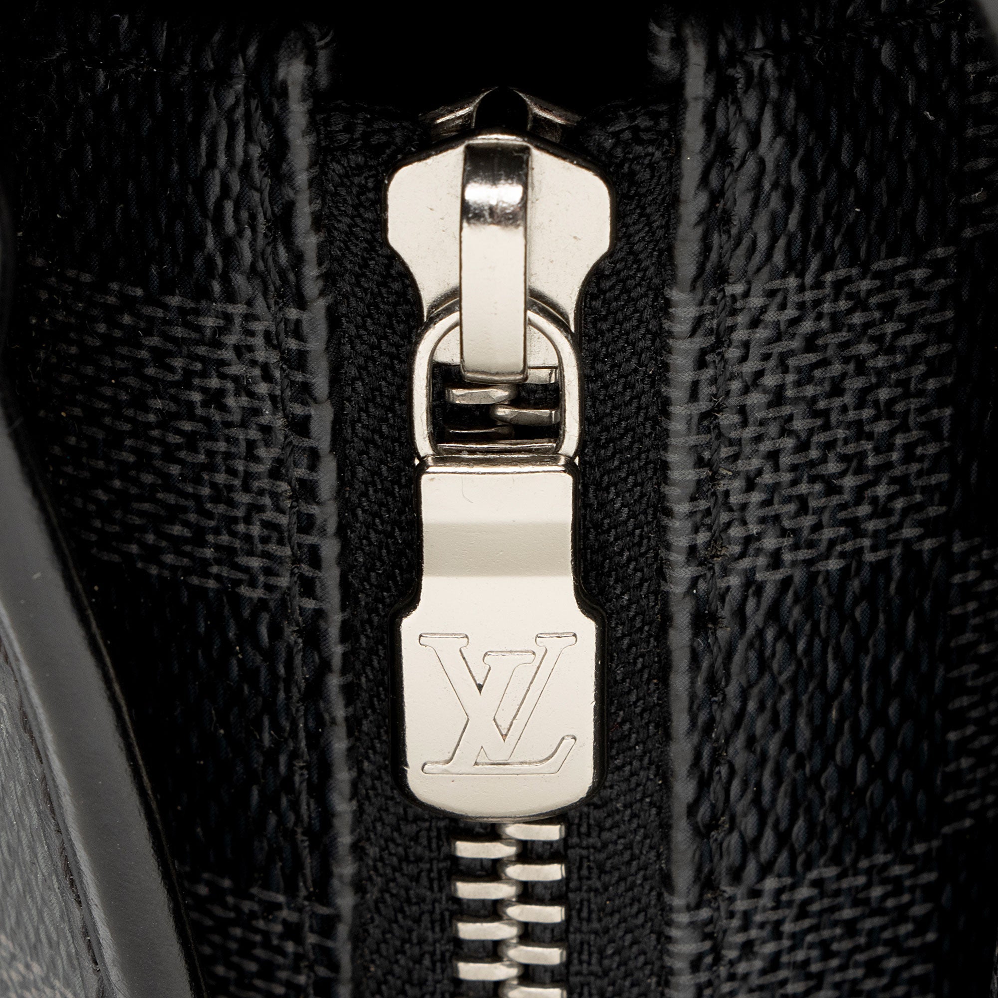 Louis Vuitton Damier Graphite Tadao PM Tote
