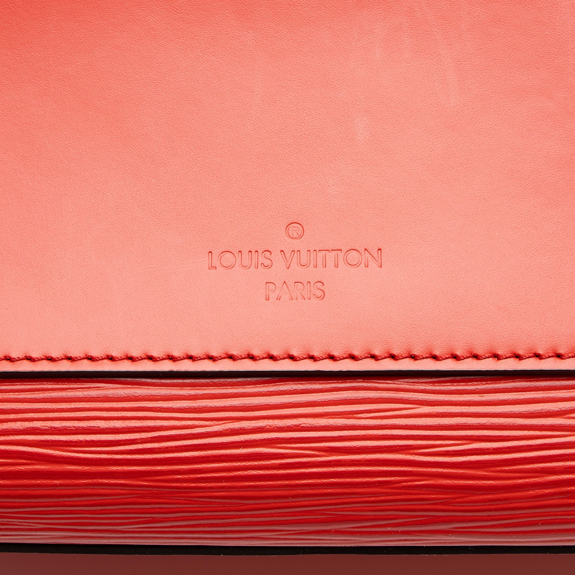 Louis Vuitton Epi Leather Kleber PM Tote (SHF-UFP7D9)