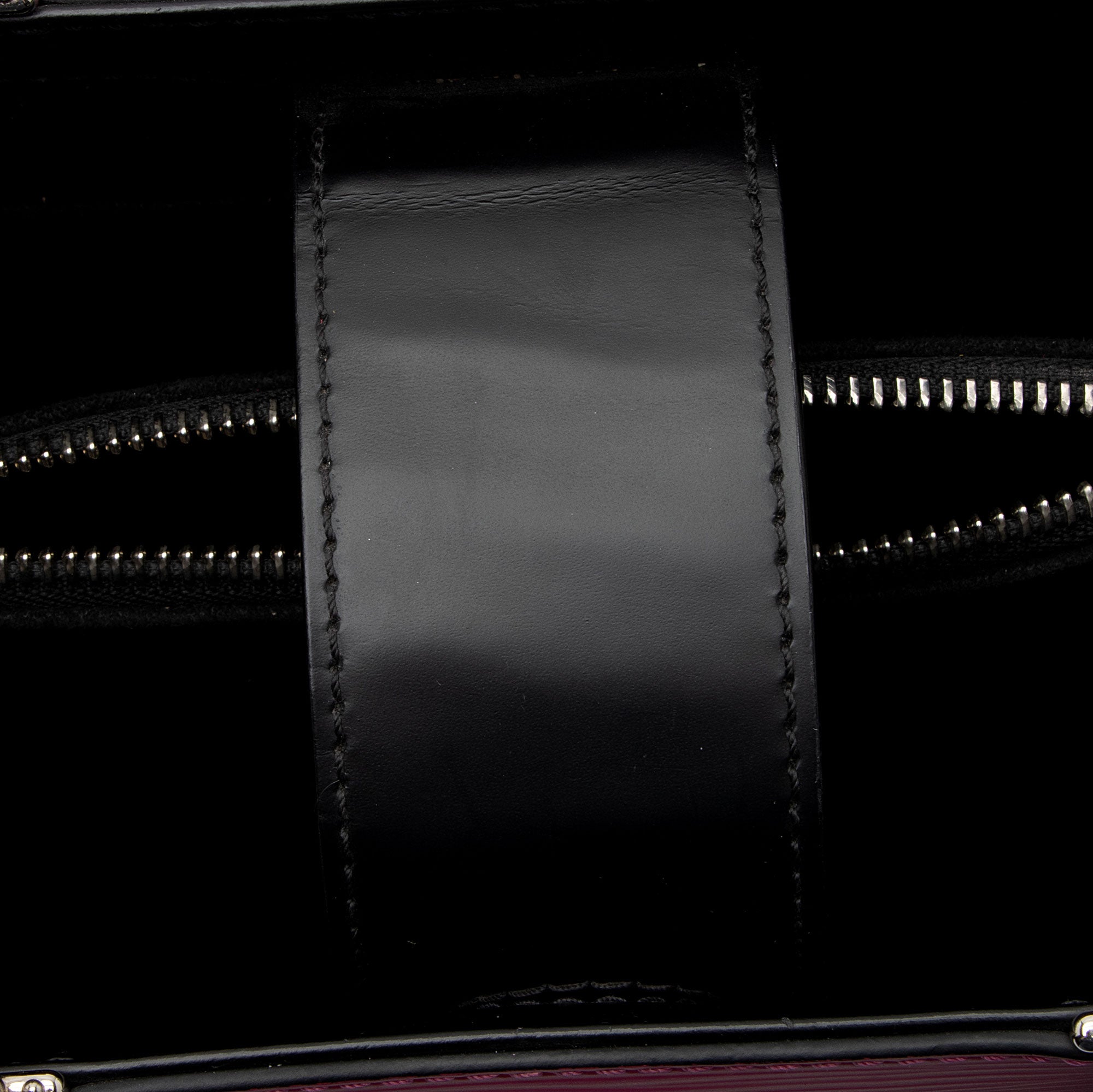 Louis Vuitton Epi Leather Kleber PM Tote (SHF-Dd2DiC)