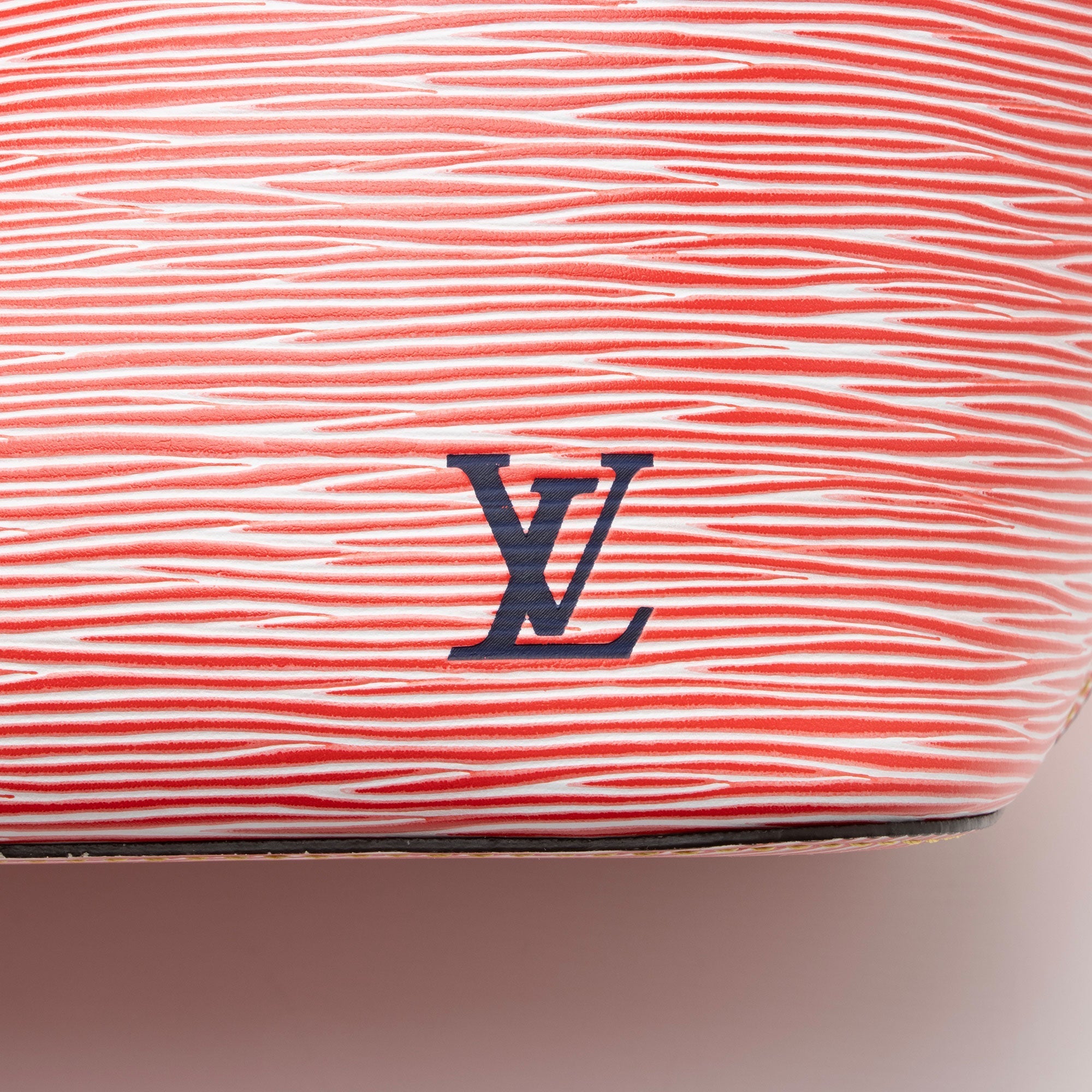 Louis Vuitton Epi Leather Neverfull MM Tote (SHF-CIupRi)