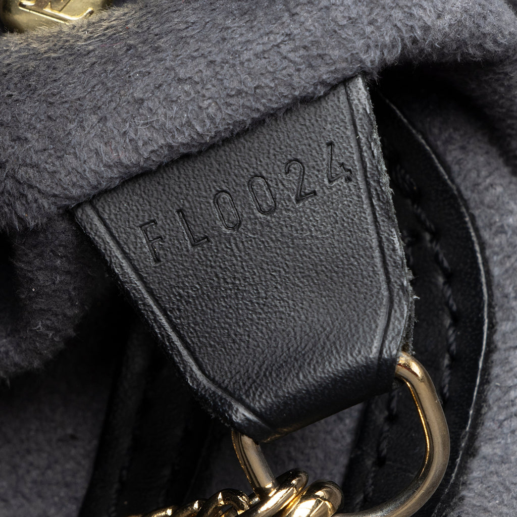 Louis Vuitton Epi Leather Petit Bucket Tote (SHF-22561)