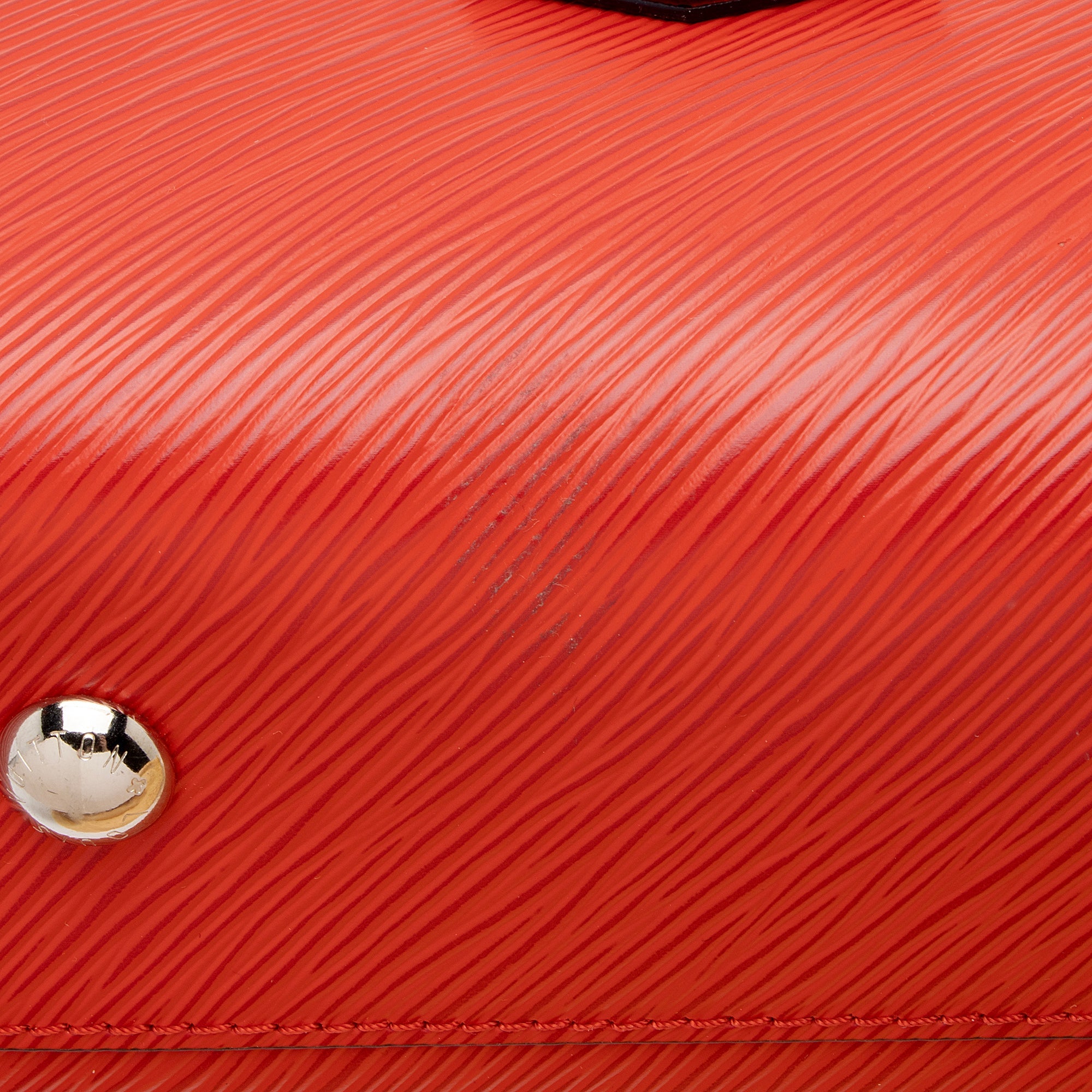 Louis Vuitton Epi Leather Twist Tote (SHF-xoKhub)