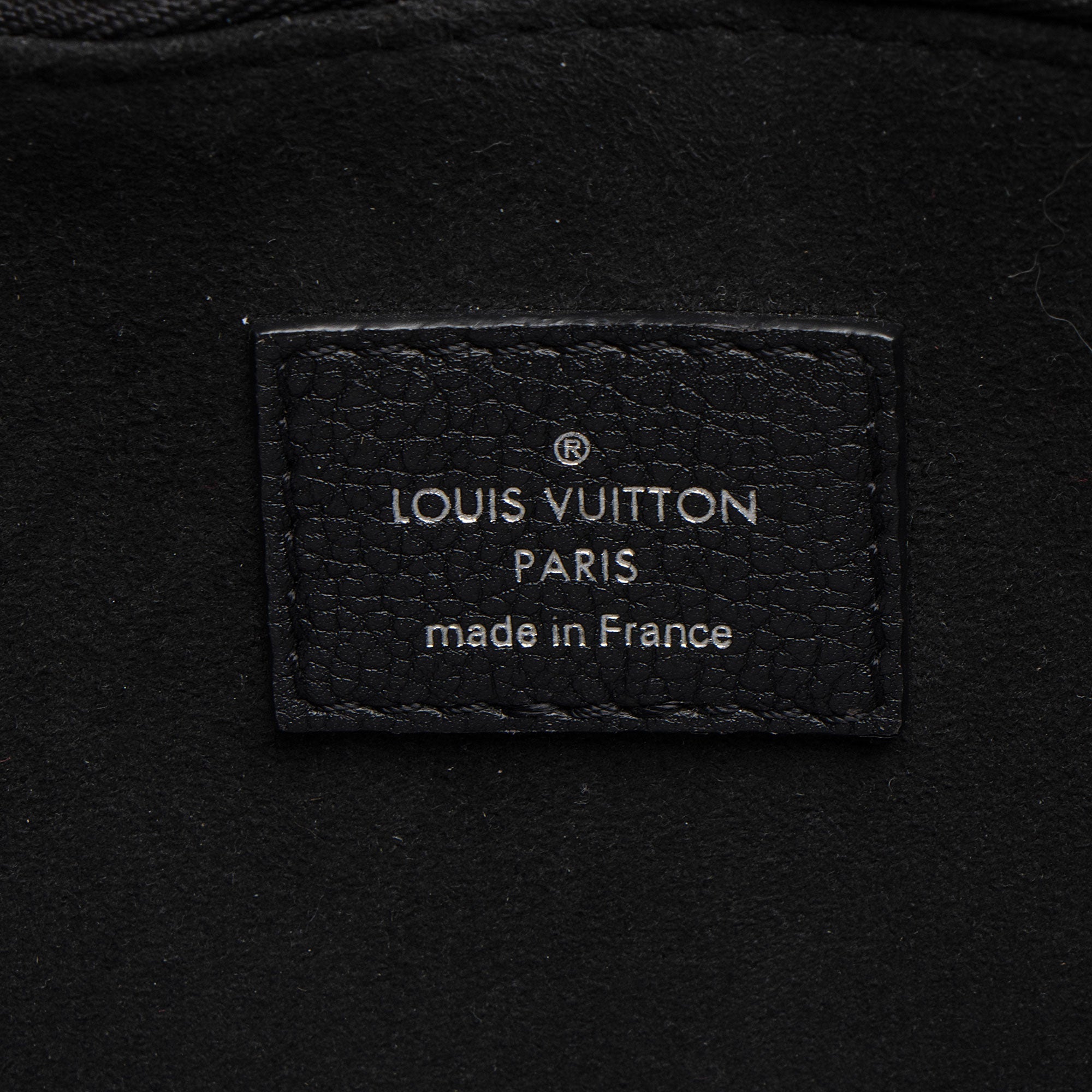 Louis Vuitton Epi Leather Twist Tote (SHF-6HVQ1B)