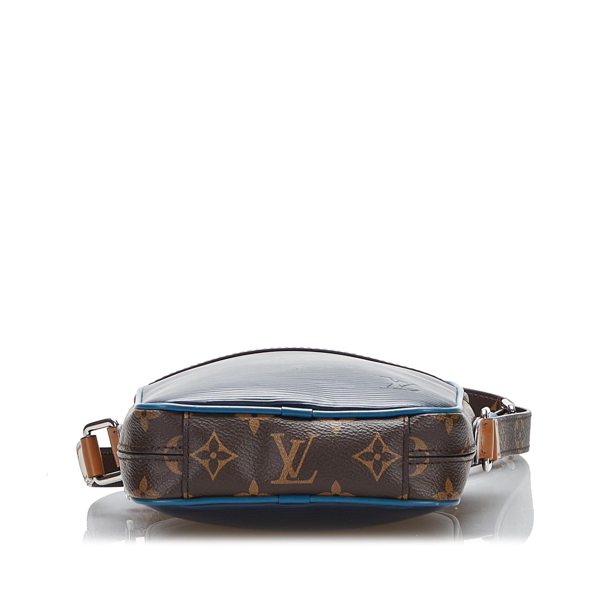 Louis Vuitton Epi Monogram Danube PM (SHG-F3PEAL)