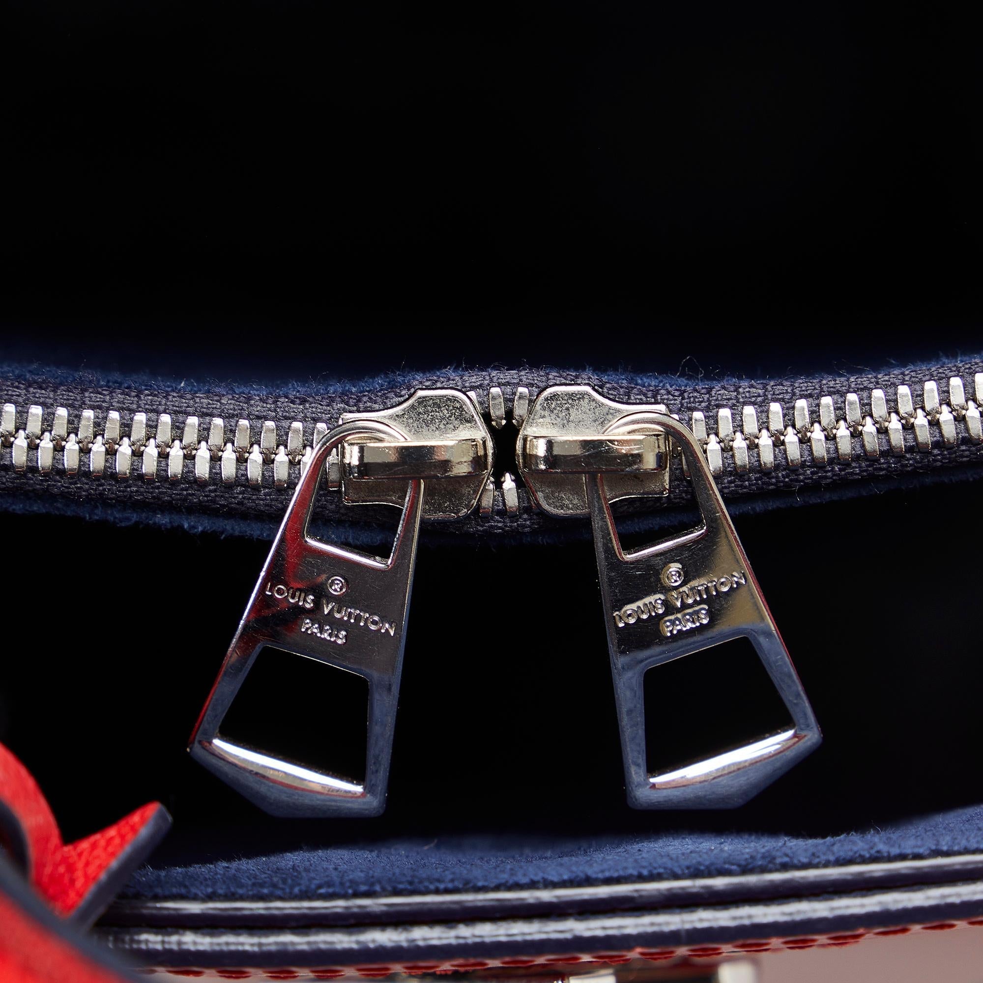 Louis Vuitton Epi Twist Tote (SHG-aWid05)