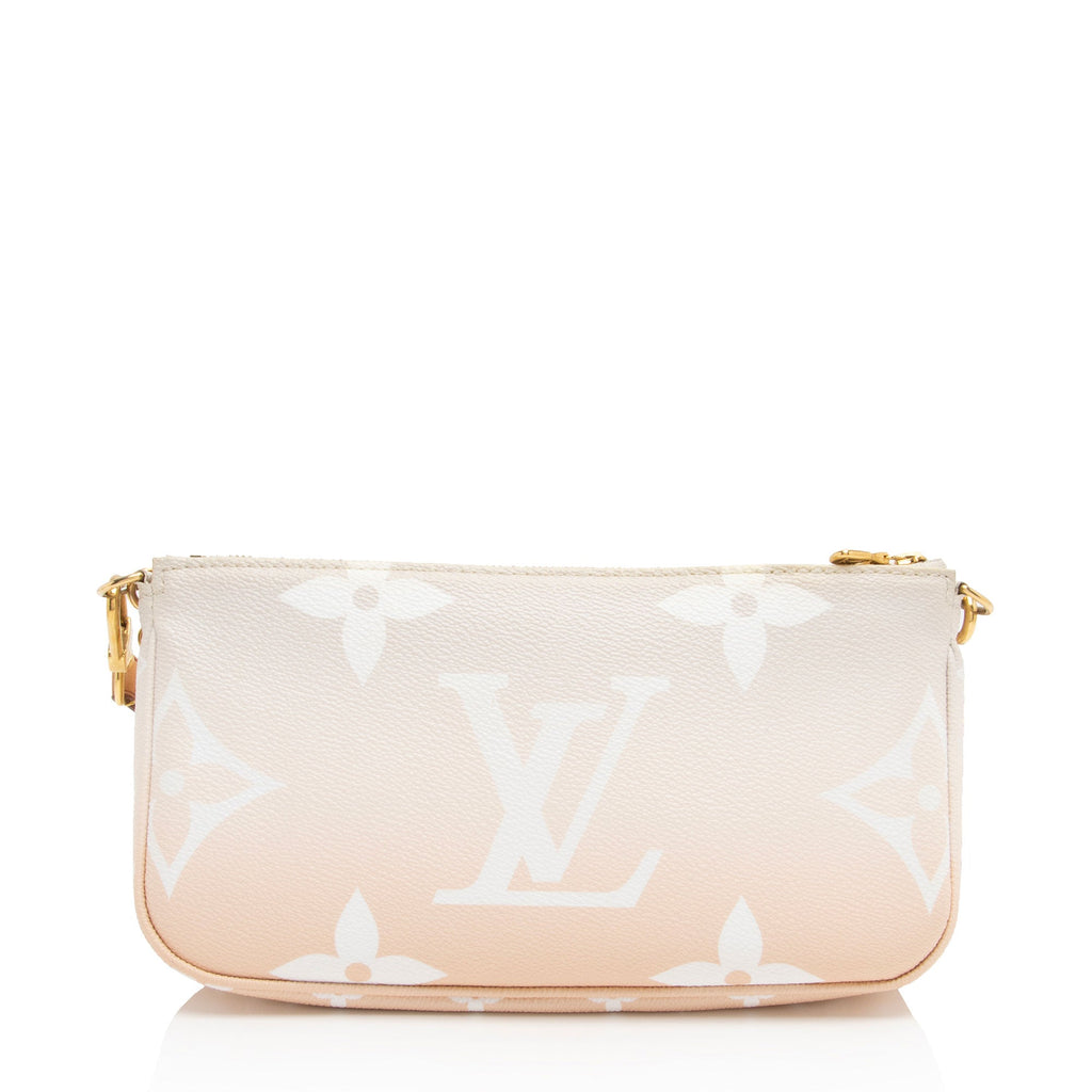 Louis Vuitton Giant Monogram Canvas By The Pool Multi-Pochette Accessoires (SHF-2fA1dW)