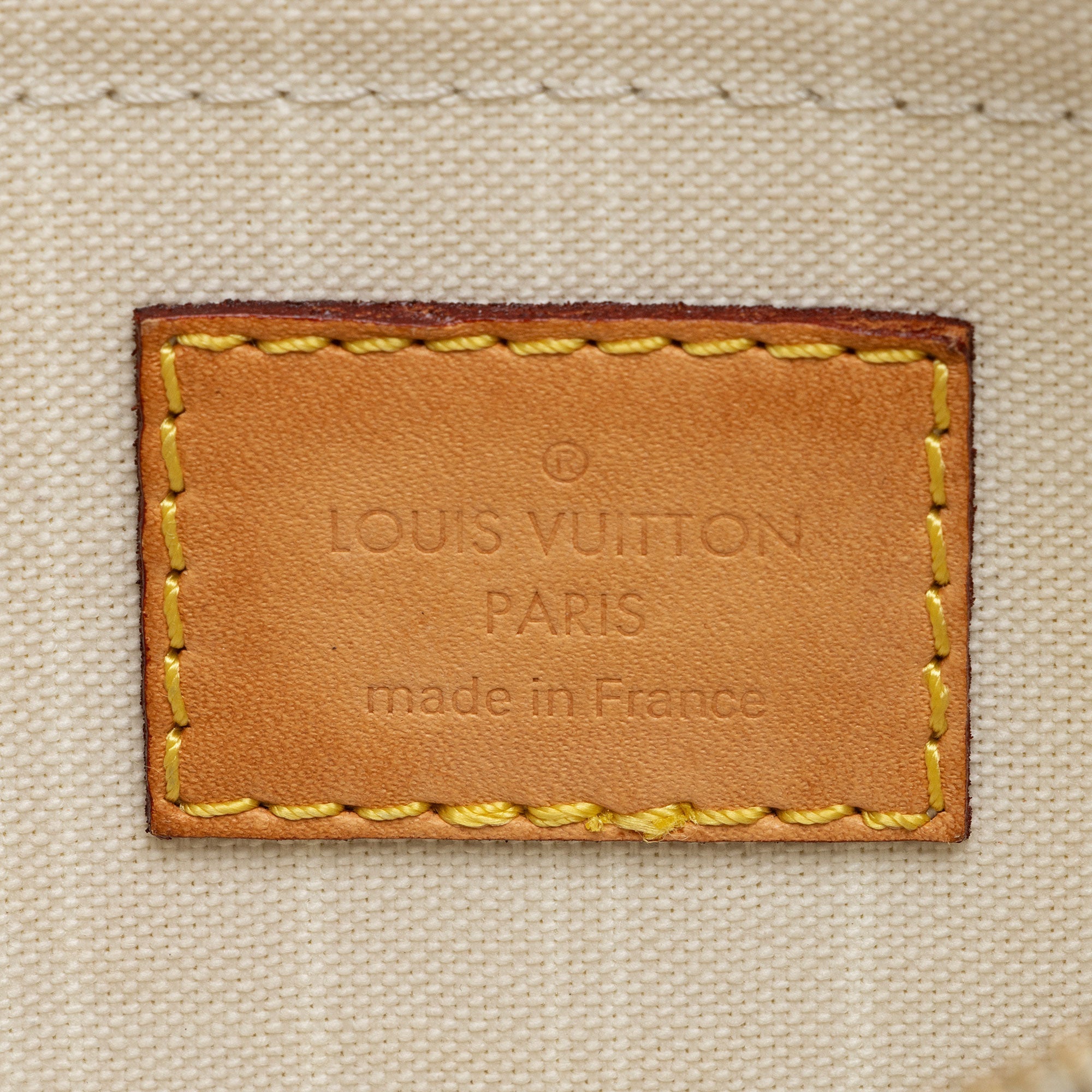 Louis Vuitton Giant Monogram Canvas By The Pool Multi-Pochette Accessoires (SHF-2fA1dW)