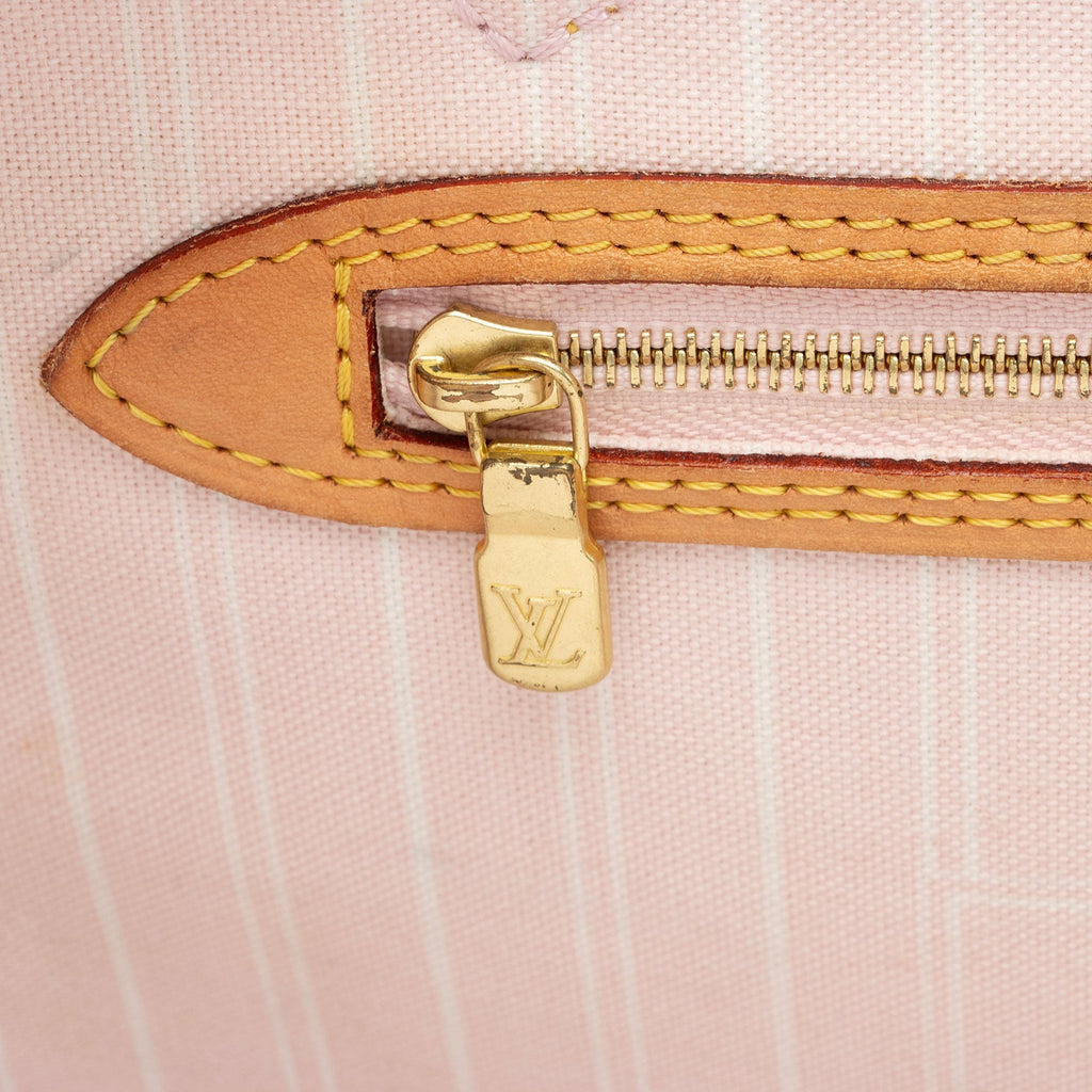 Louis Vuitton Giant Monogram Canvas By The Pool Neverfull MM Tote (SHF-fFd8M5)