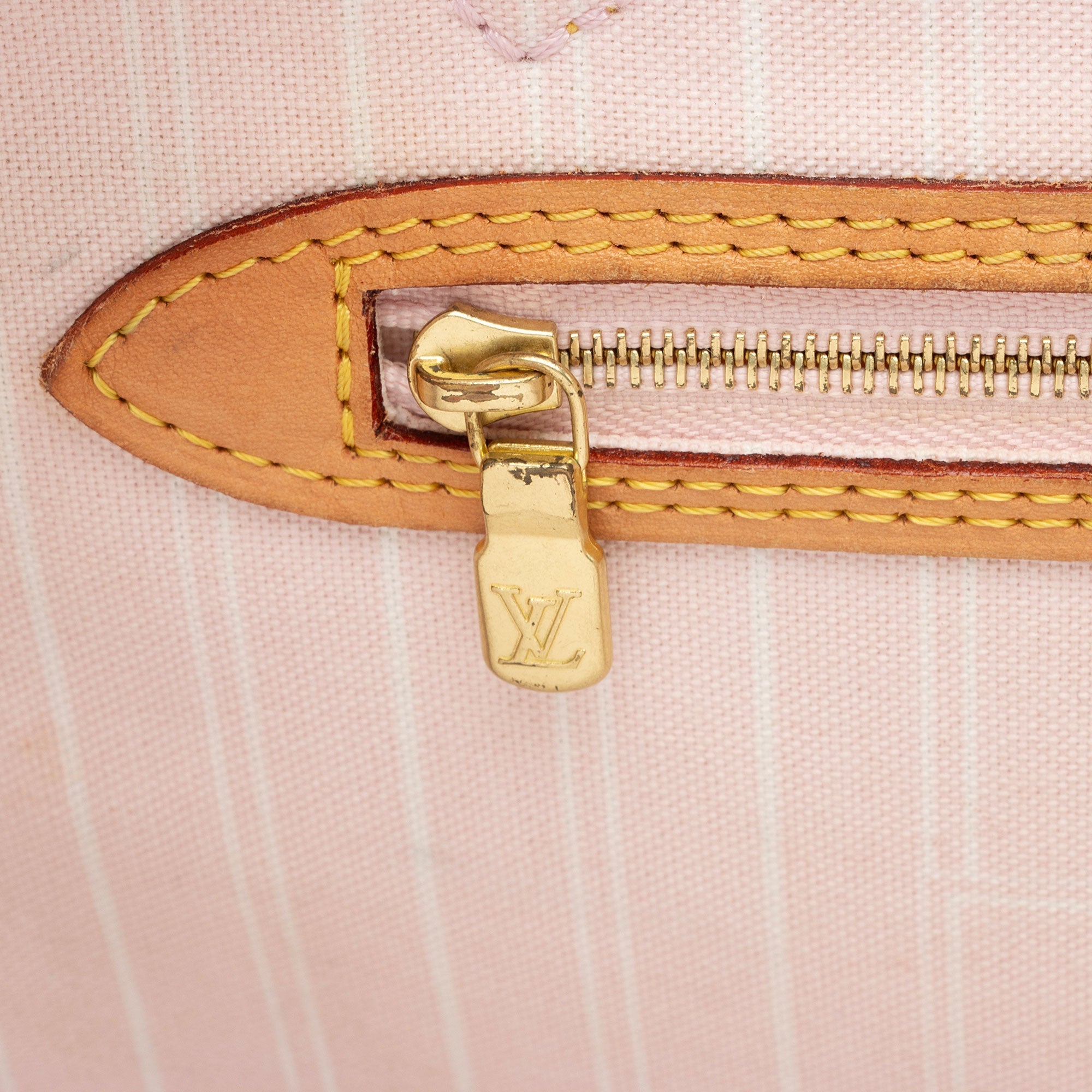 Louis Vuitton Giant Monogram Canvas By The Pool Neverfull MM Tote (SHF-fFd8M5)