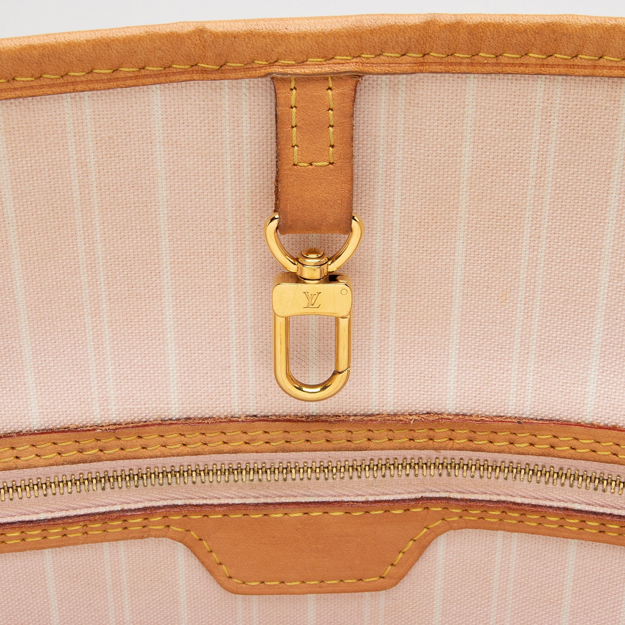 Louis Vuitton Giant Monogram Canvas By The Pool Neverfull MM Tote (SHF-fFd8M5)
