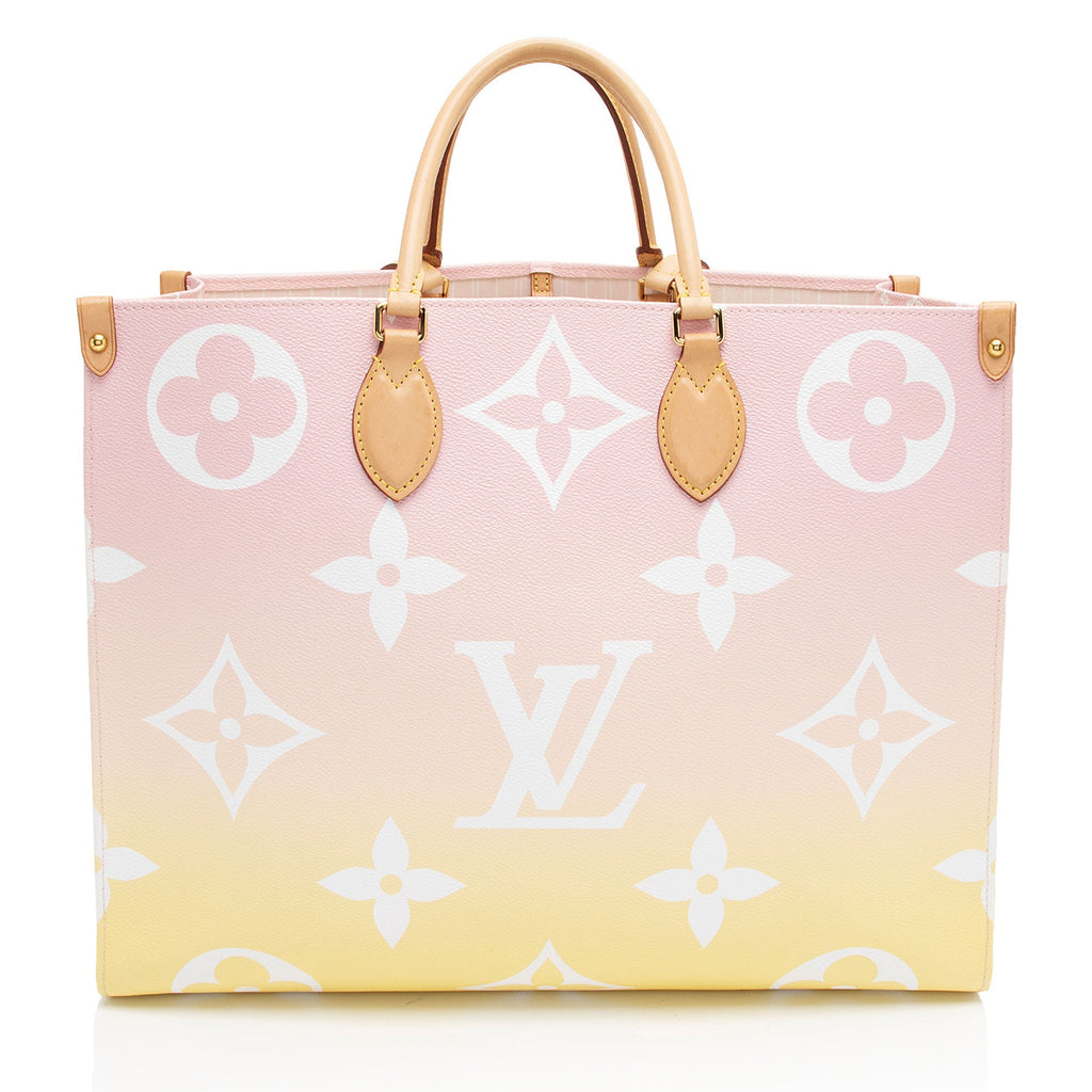 Louis Vuitton Giant Monogram Canvas By The Pool Onthego GM Tote (SHF-GW7dzi)