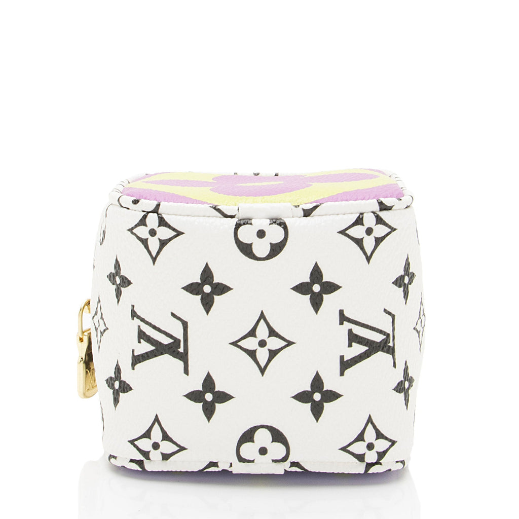 Louis Vuitton Giant Monogram Canvas Cube Coin Pouch (SHF-O3e1p4)