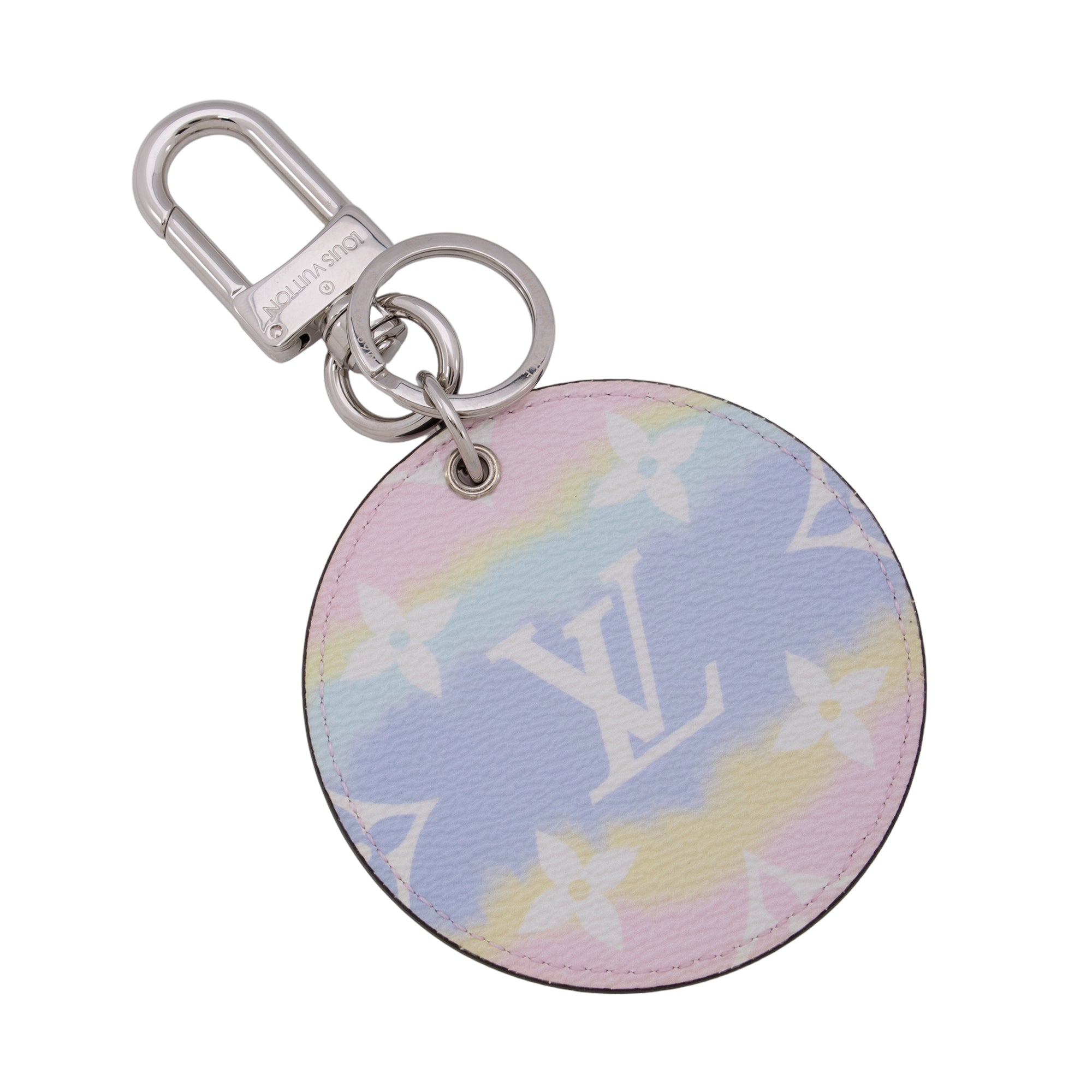 Louis Vuitton Giant Monogram Canvas Escale Bag Charm (SHF-myKDWd)