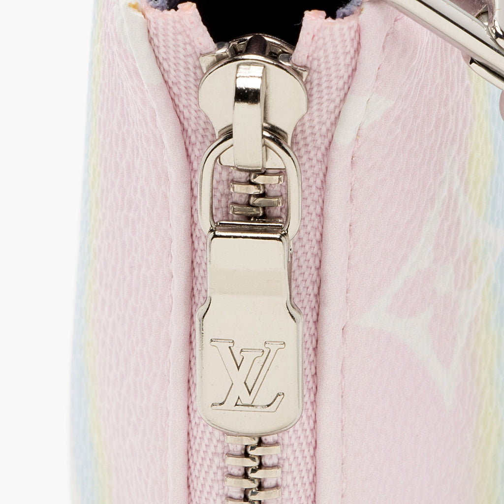 Louis Vuitton Giant Monogram Canvas Escale Mini Pochette Accessoires (SHF-IOkfau)