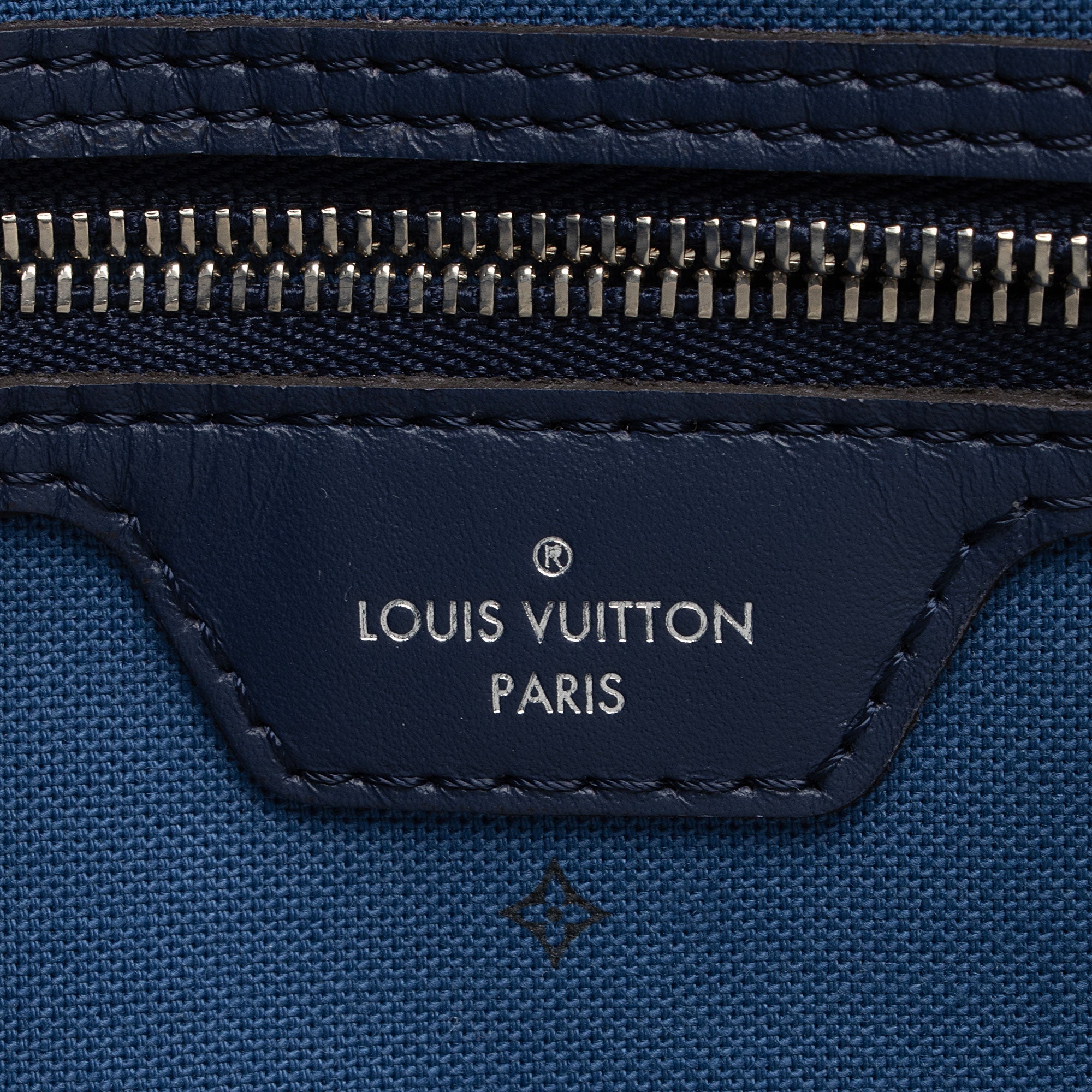 Louis Vuitton Giant Monogram Canvas Escale Neverfull MM Tote (SHF-8ku4mD)