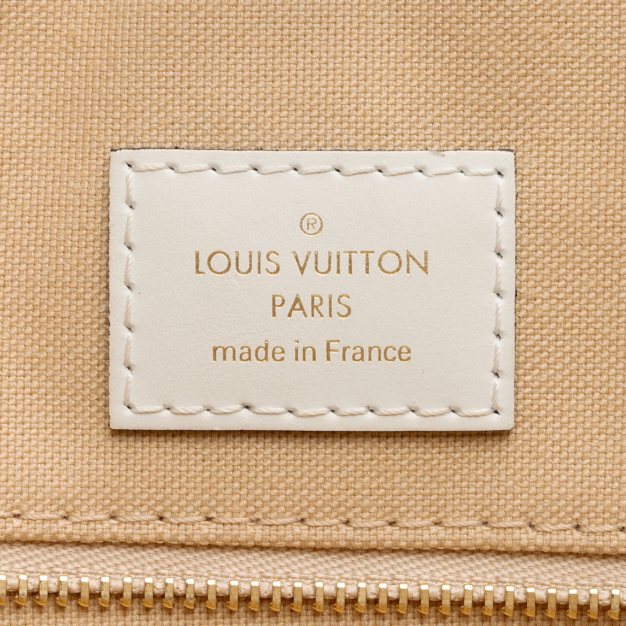 Louis Vuitton Giant Monogram Canvas Onthego GM Tote (SHF-2OCOFy)
