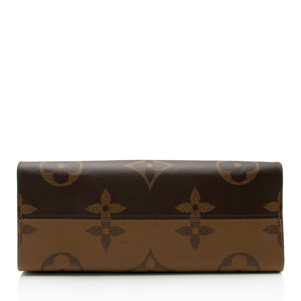 Louis Vuitton Giant Monogram Canvas Onthego GM Tote (SHF-2xyle4)