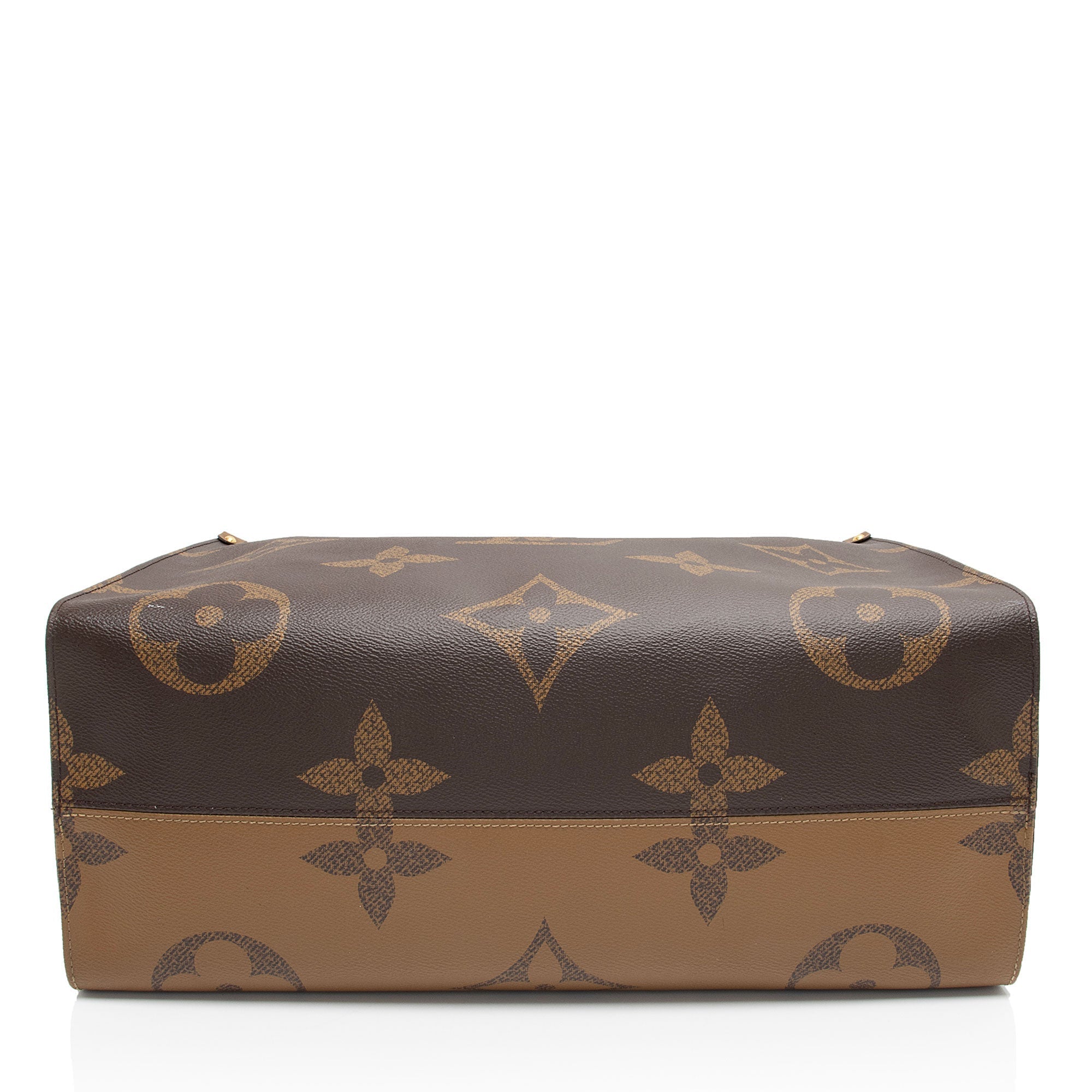 Louis Vuitton Giant Monogram Canvas Onthego GM Tote (SHF-fVBkOy)