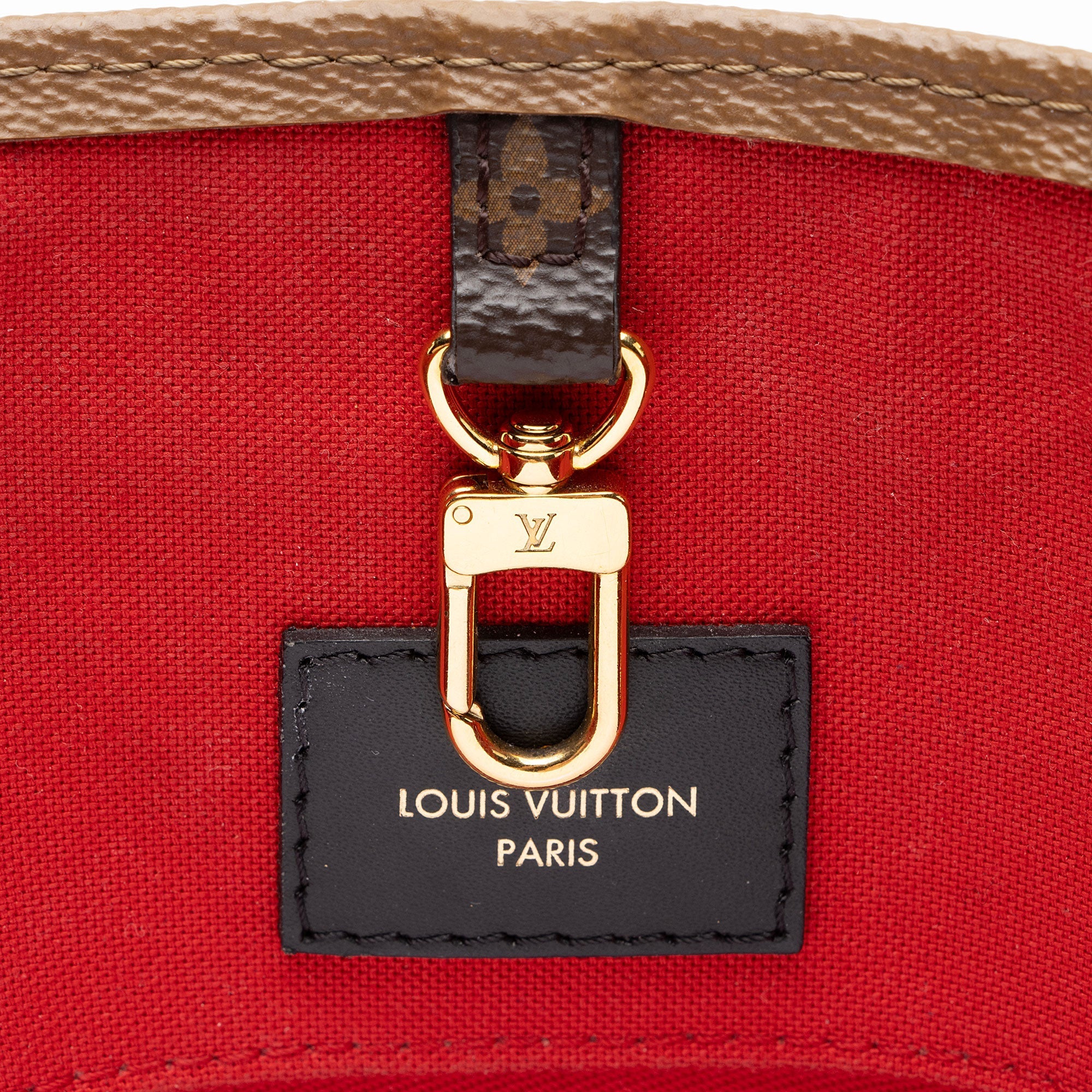Louis Vuitton Giant Monogram Canvas Onthego GM Tote (SHF-9pZ7RF)