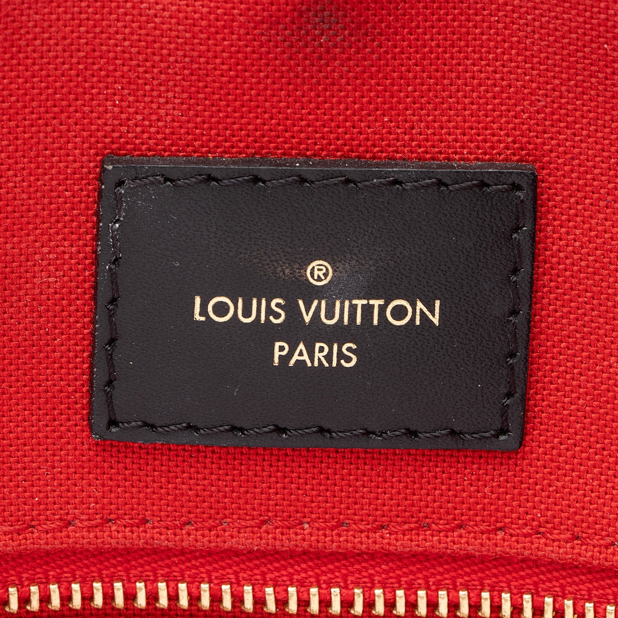 Louis Vuitton Giant Monogram Canvas Onthego GM Tote (SHF-9pZ7RF)