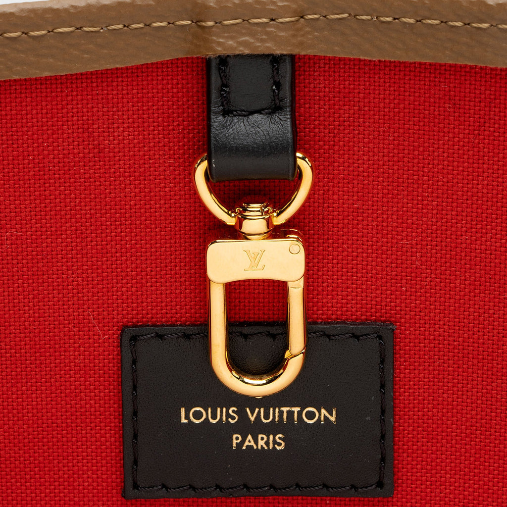 Louis Vuitton Giant Monogram Canvas Onthego GM Tote (SHF-cgdhIs)