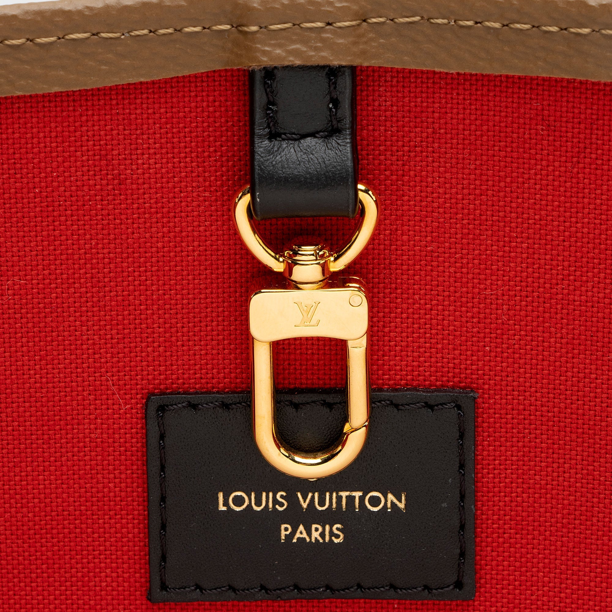 Louis Vuitton Giant Monogram Canvas Onthego GM Tote (SHF-cgdhIs)