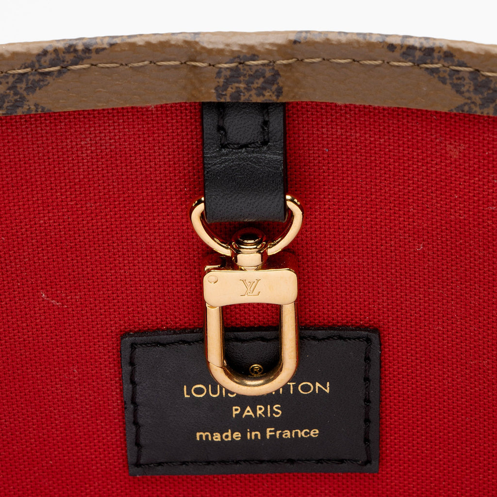 Louis Vuitton Giant Monogram Canvas Onthego MM Tote (SHF-fOILTP)