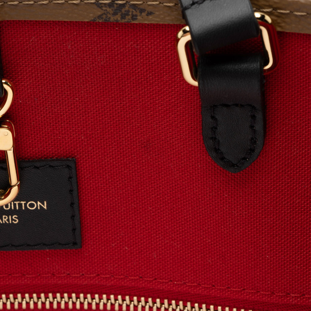 Louis Vuitton Giant Monogram Canvas Onthego MM Tote (SHF-KrVC5o)