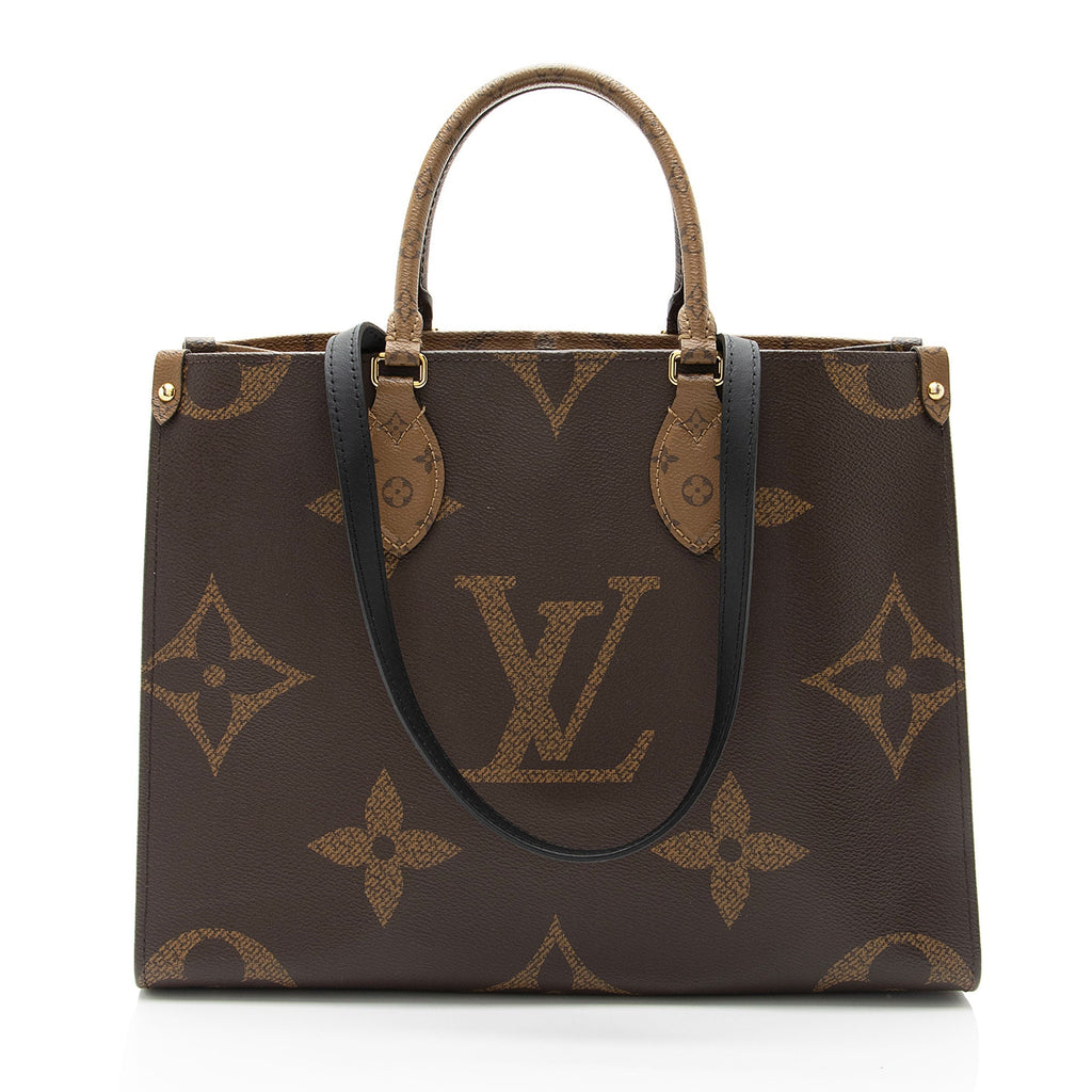 Louis Vuitton Giant Monogram Canvas Onthego MM Tote (SHF-OPM7Zk)