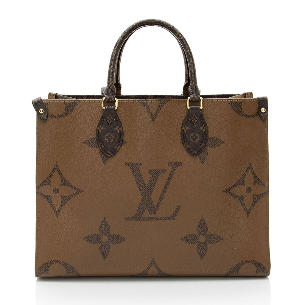 Louis Vuitton Giant Monogram Canvas Onthego MM Tote (SHF-B5VuuY)