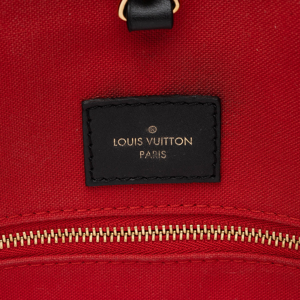 Louis Vuitton Giant Monogram Canvas Onthego MM Tote (SHF-B5VuuY)