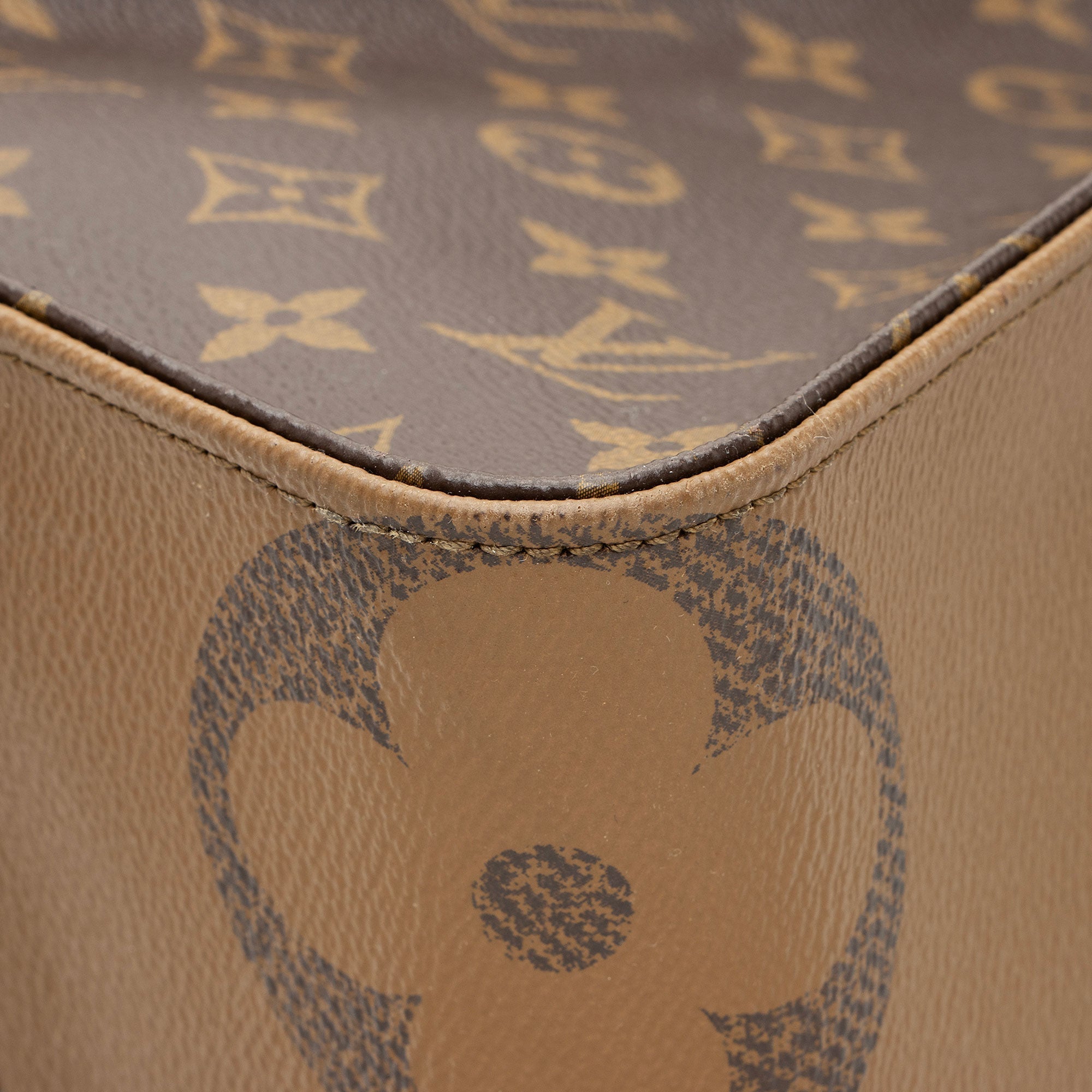 Louis Vuitton Giant Monogram Canvas Onthego MM Tote