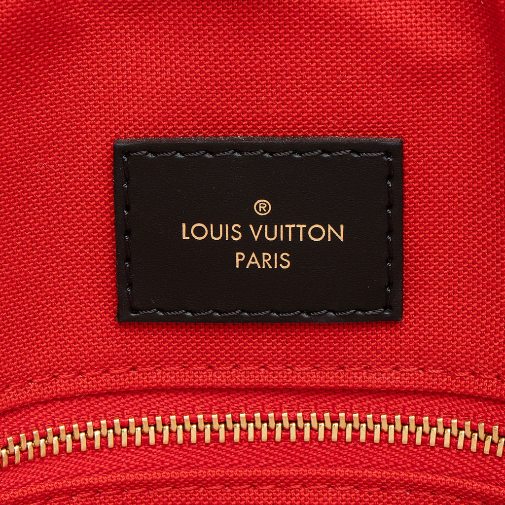 Louis Vuitton Giant Monogram Canvas Onthego MM Tote