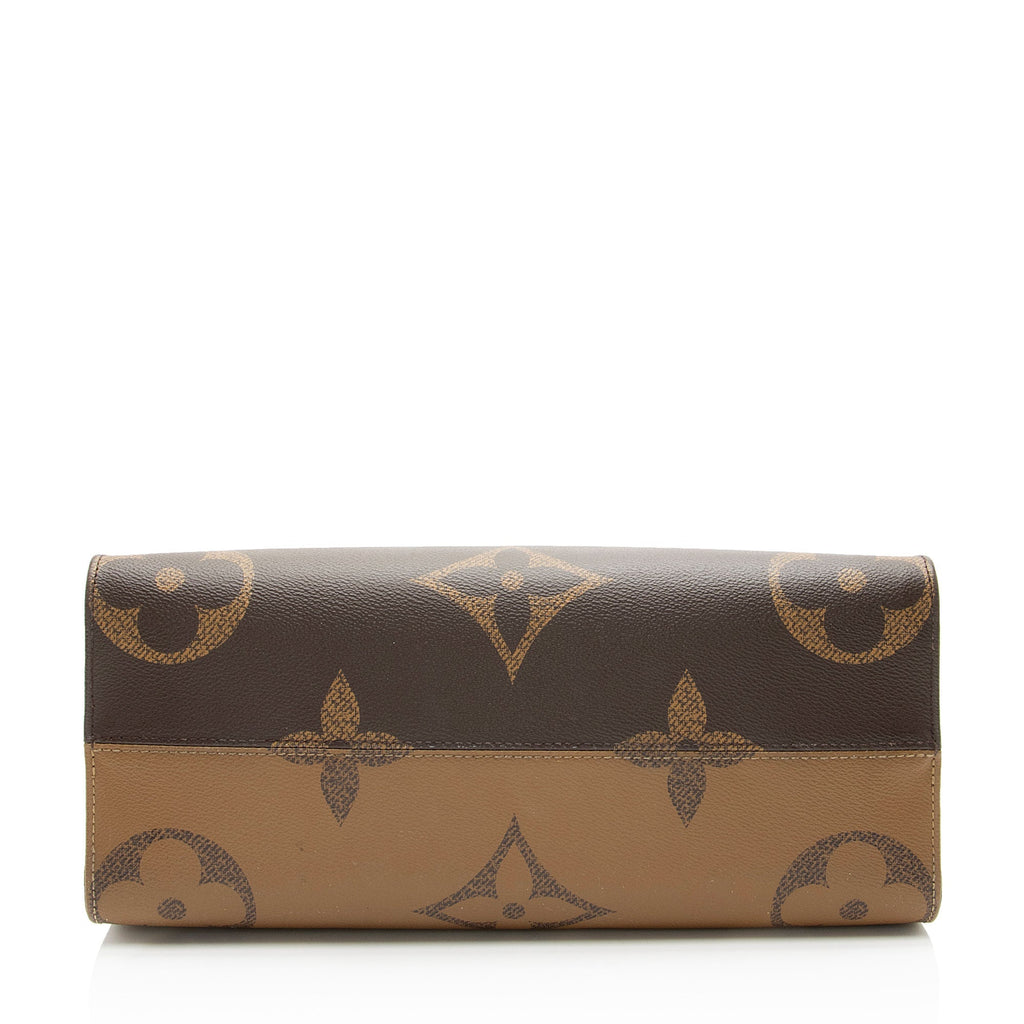 Louis Vuitton Giant Monogram Canvas Onthego MM Tote