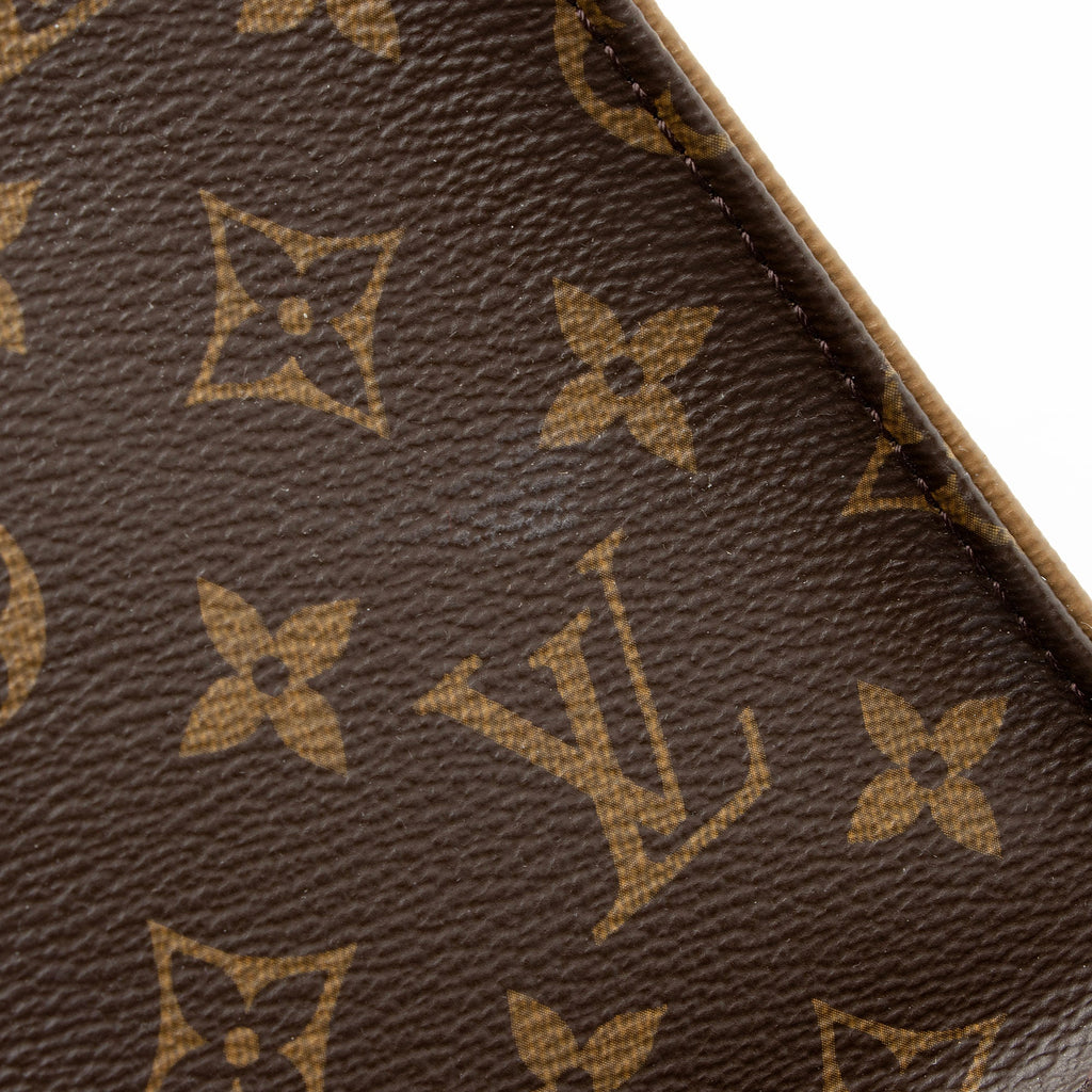 Louis Vuitton Giant Monogram Canvas Onthego MM Tote