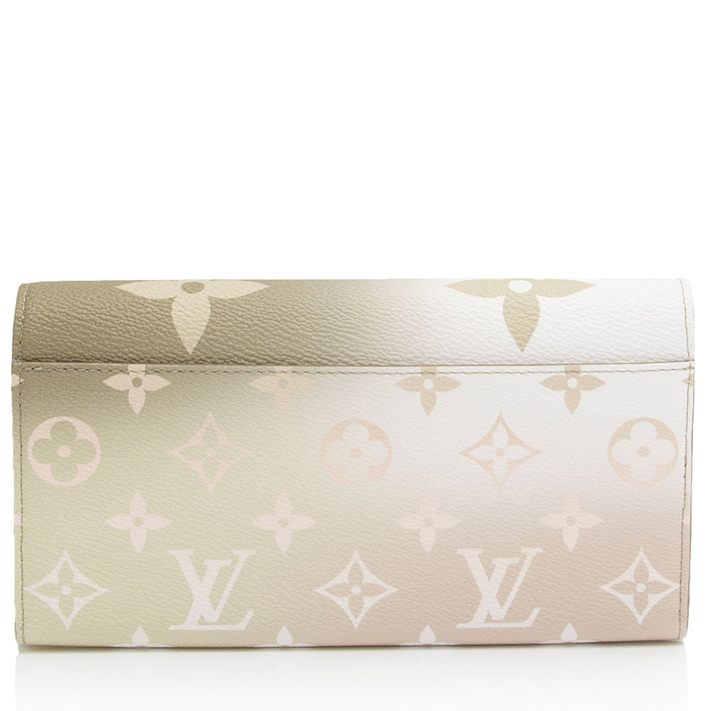 Louis Vuitton Giant Monogram Canvas Spring In The City Sarah Wallet (SHF-65K81f)