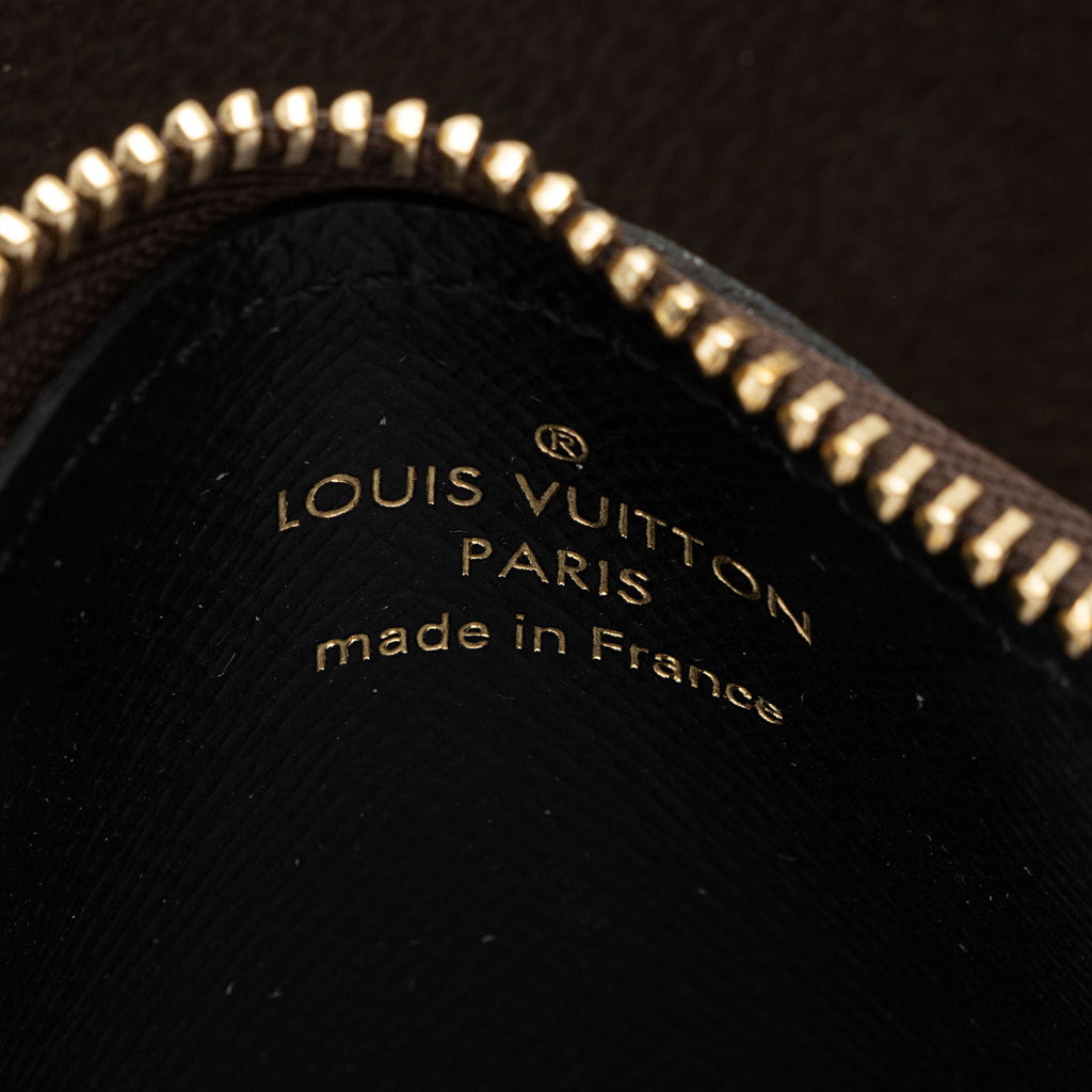 Louis Vuitton Giant Monogram Canvas Trio Pouch (SHF-Dv6Lrn)